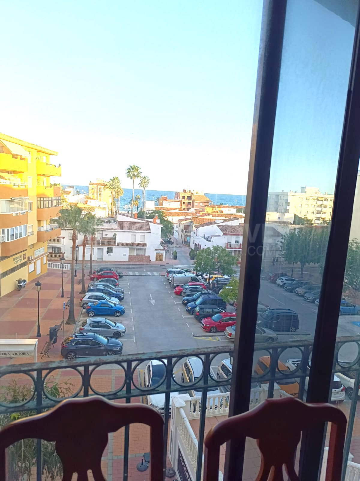 Espacioso y luminoso apartamento en el corazón de San Luis de Sabinillas