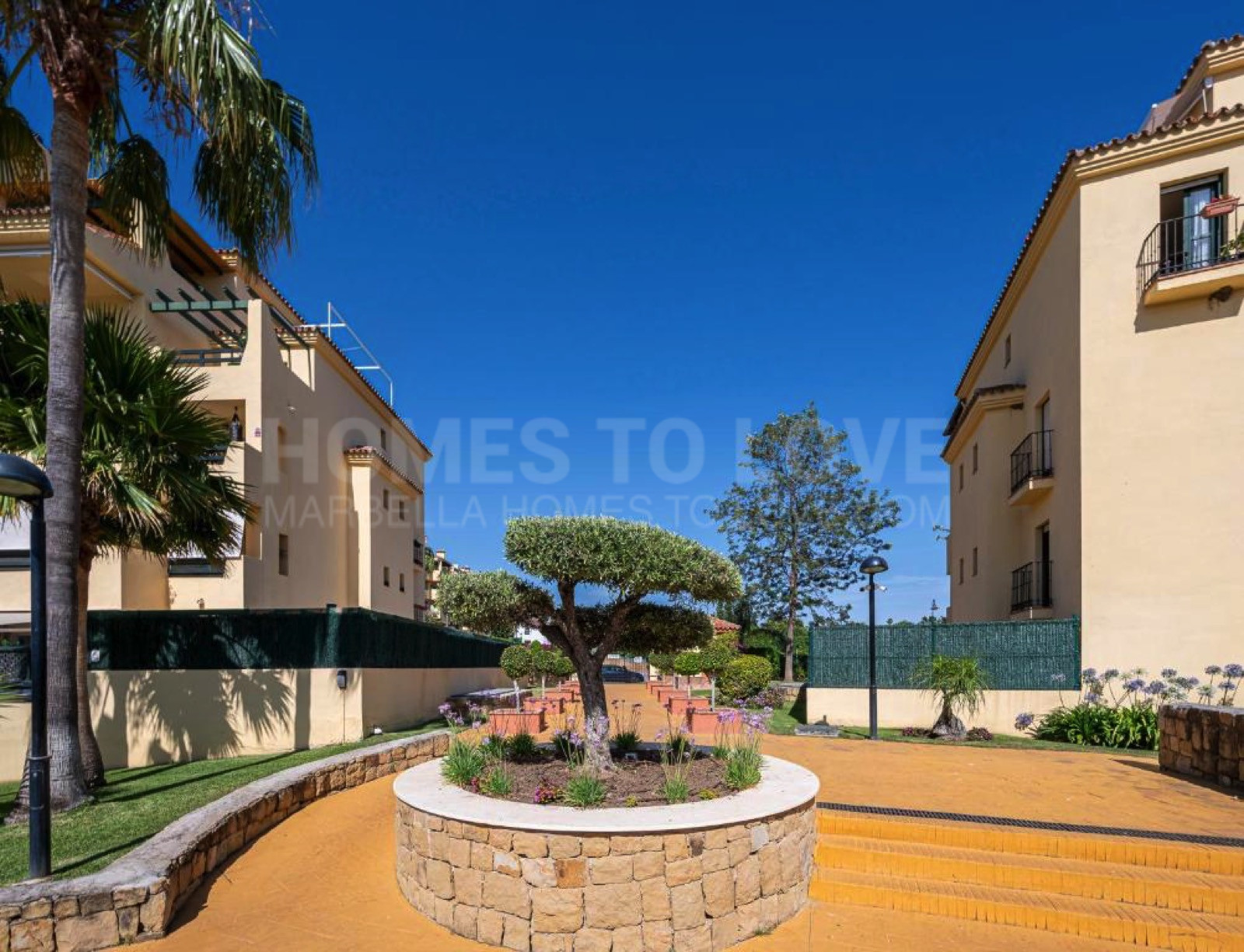 Espacioso Apartamento en Planta Baja