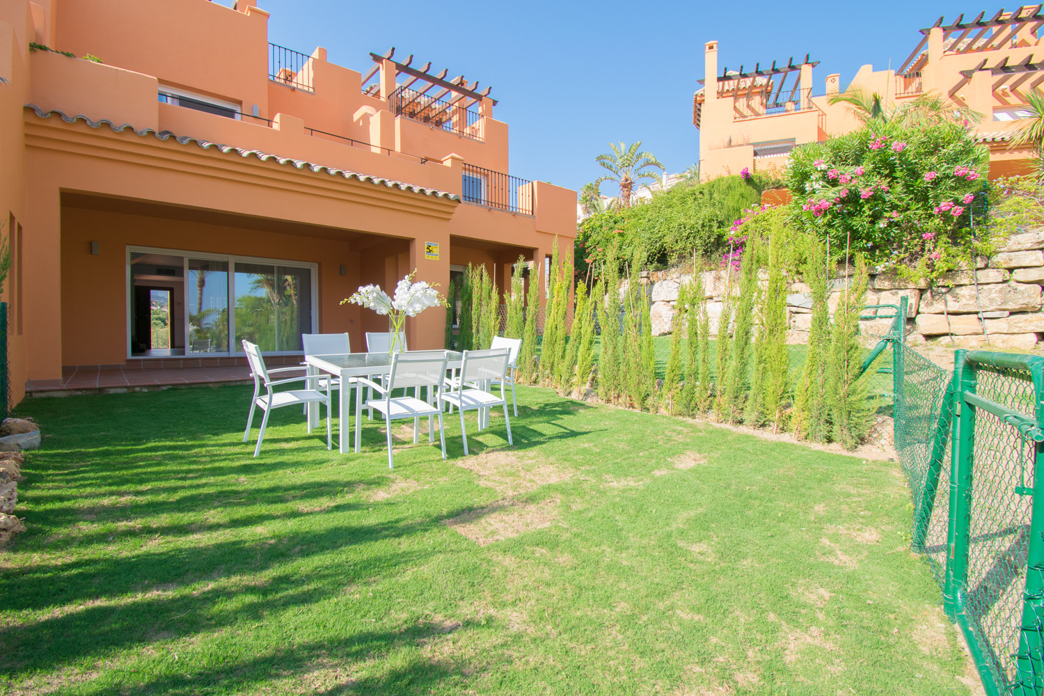 Town House for sale in <i>, </i>Benahavis
