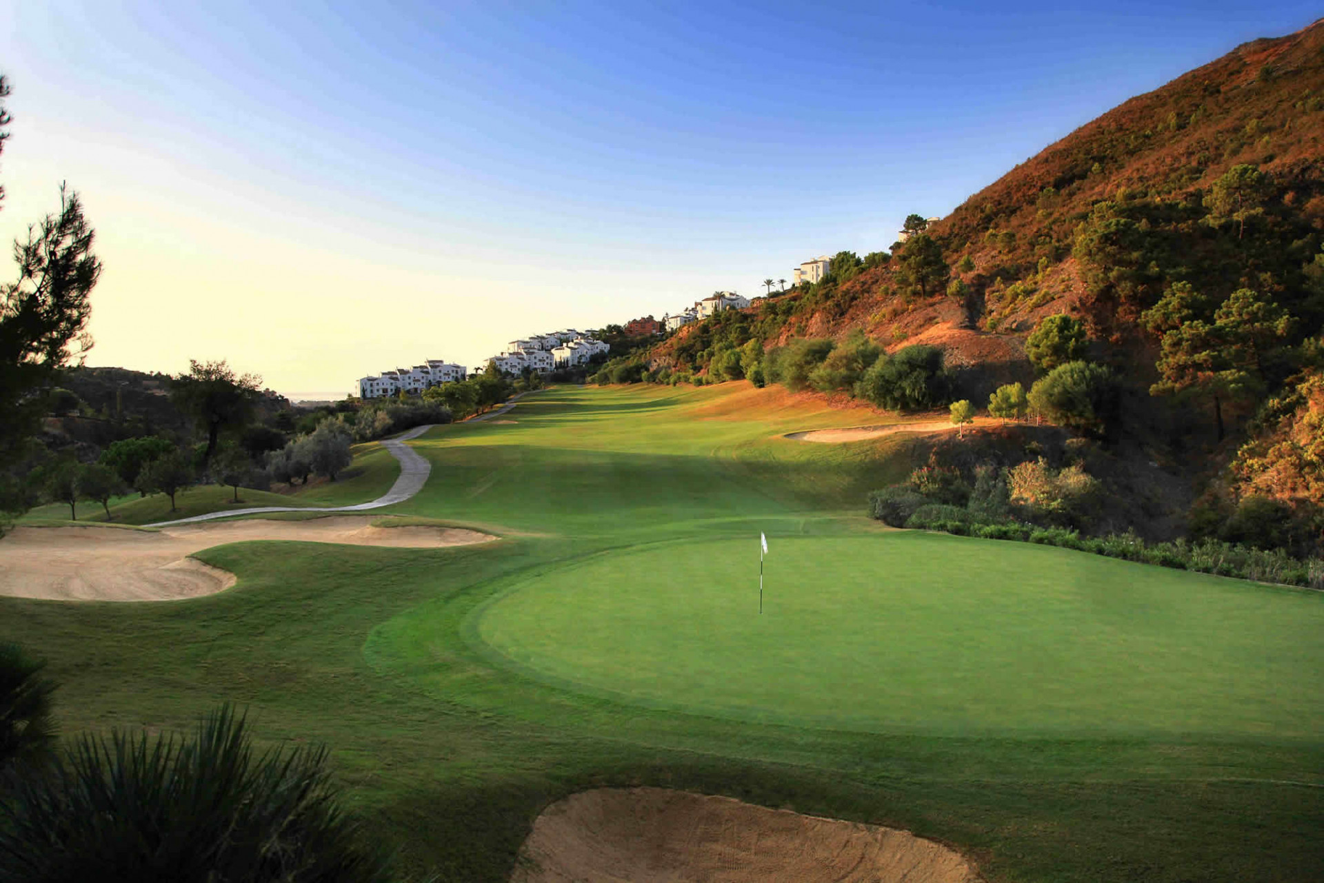 Plot for sale in <i>La Quinta Golf, </i>Benahavis