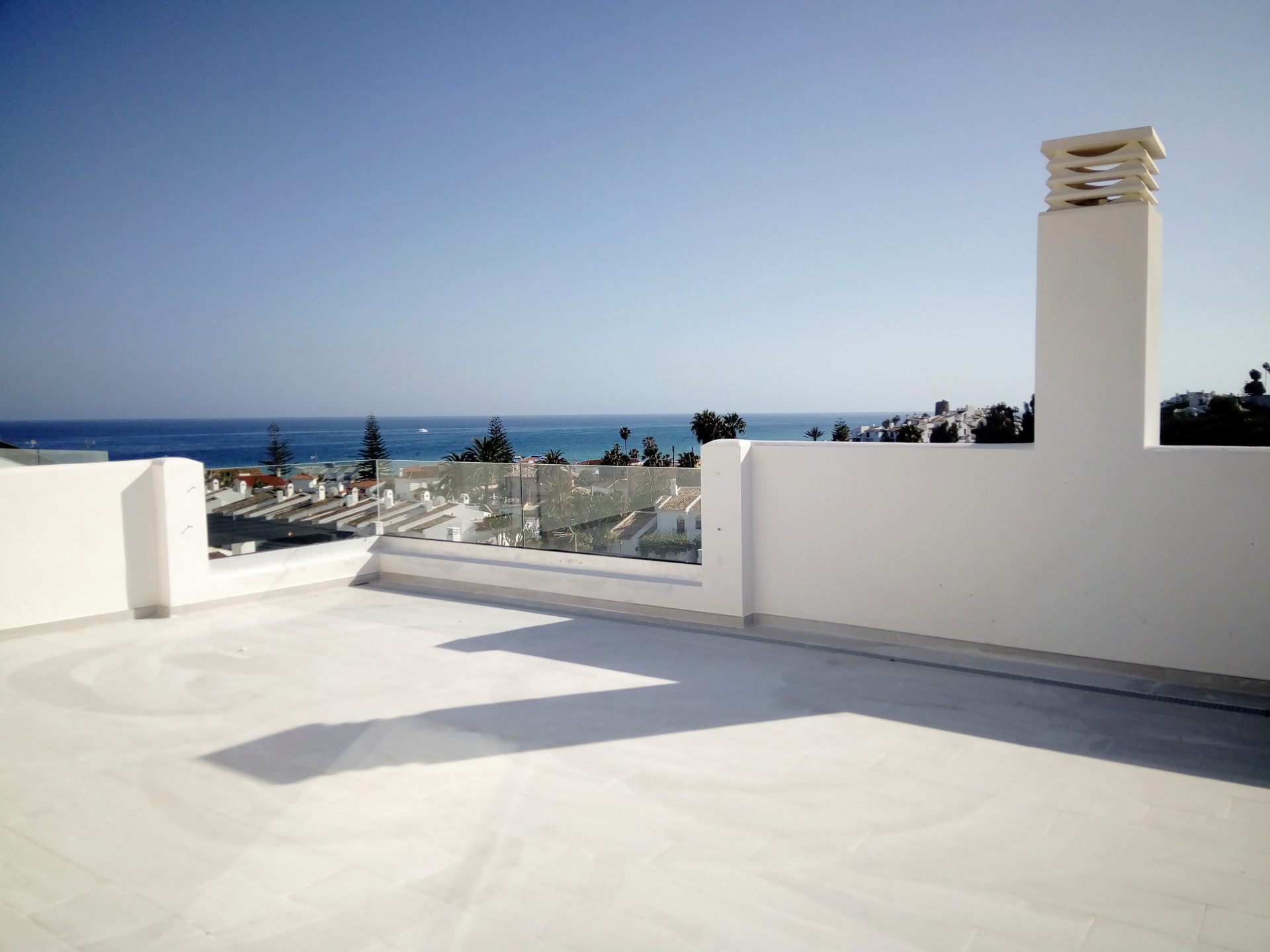 Duplex Penthouse for sale in <i>Arroyo Vaquero, </i>Estepona