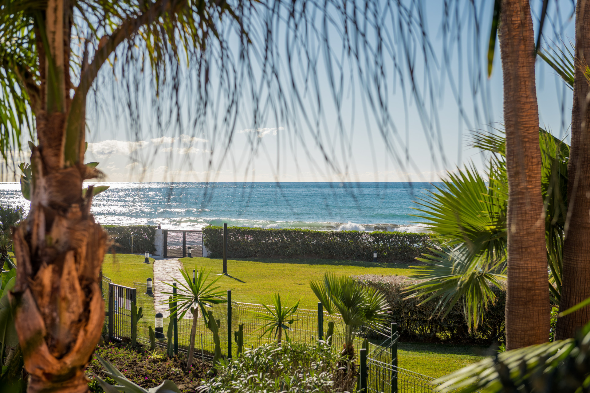 Ground Floor Apartment for sale in <i>, </i>Marbella Este