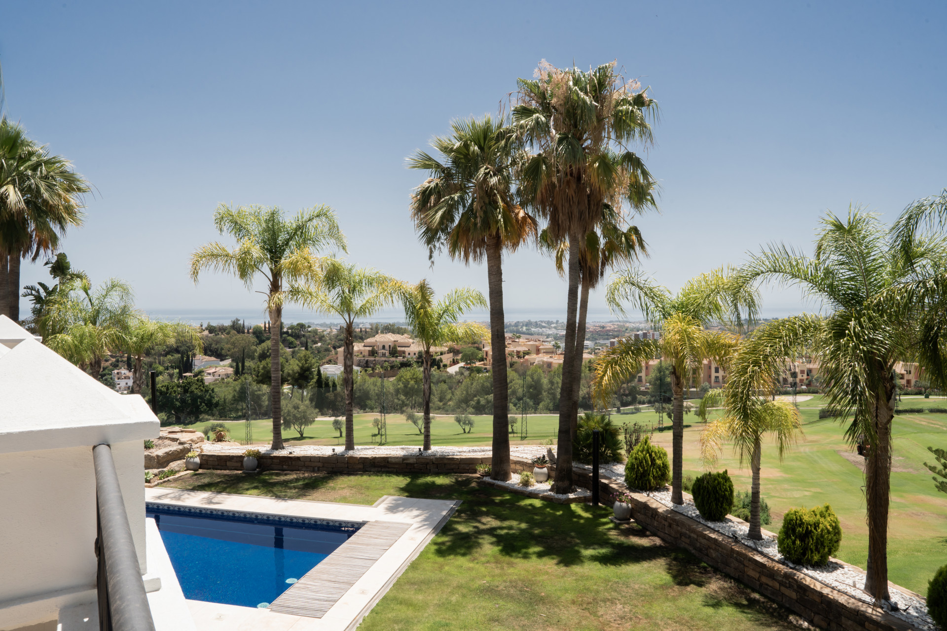 Villa de luxe exquise à Los Arqueros à Benahavis