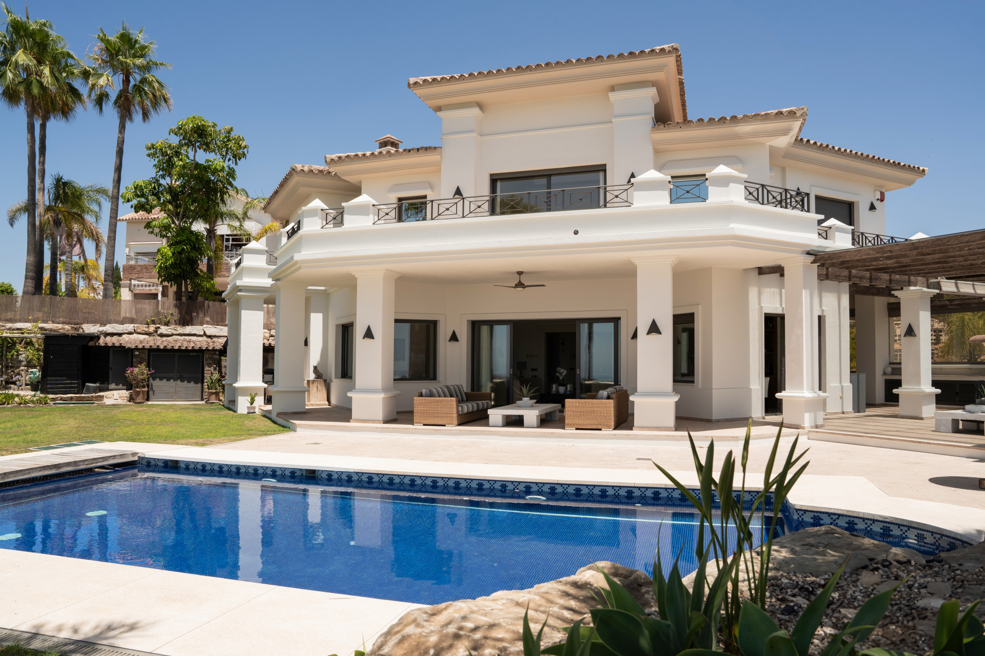 Prachtige luxe villa in Los Arqueros in Benahavis