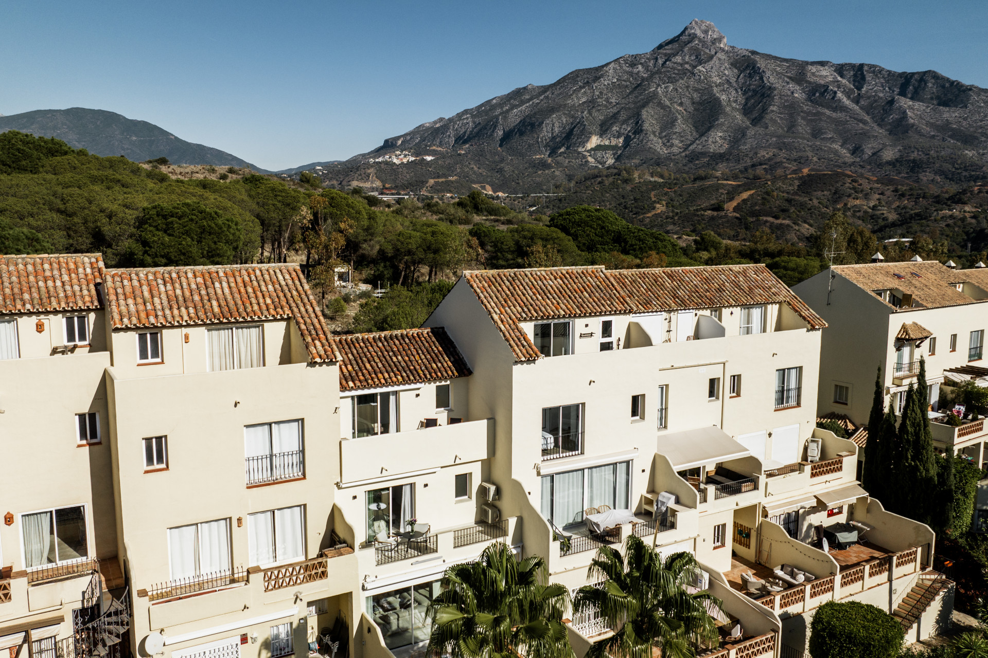 3 slaapkamer townhouse in Los Pinos de Aloha in Nueva Andalucia