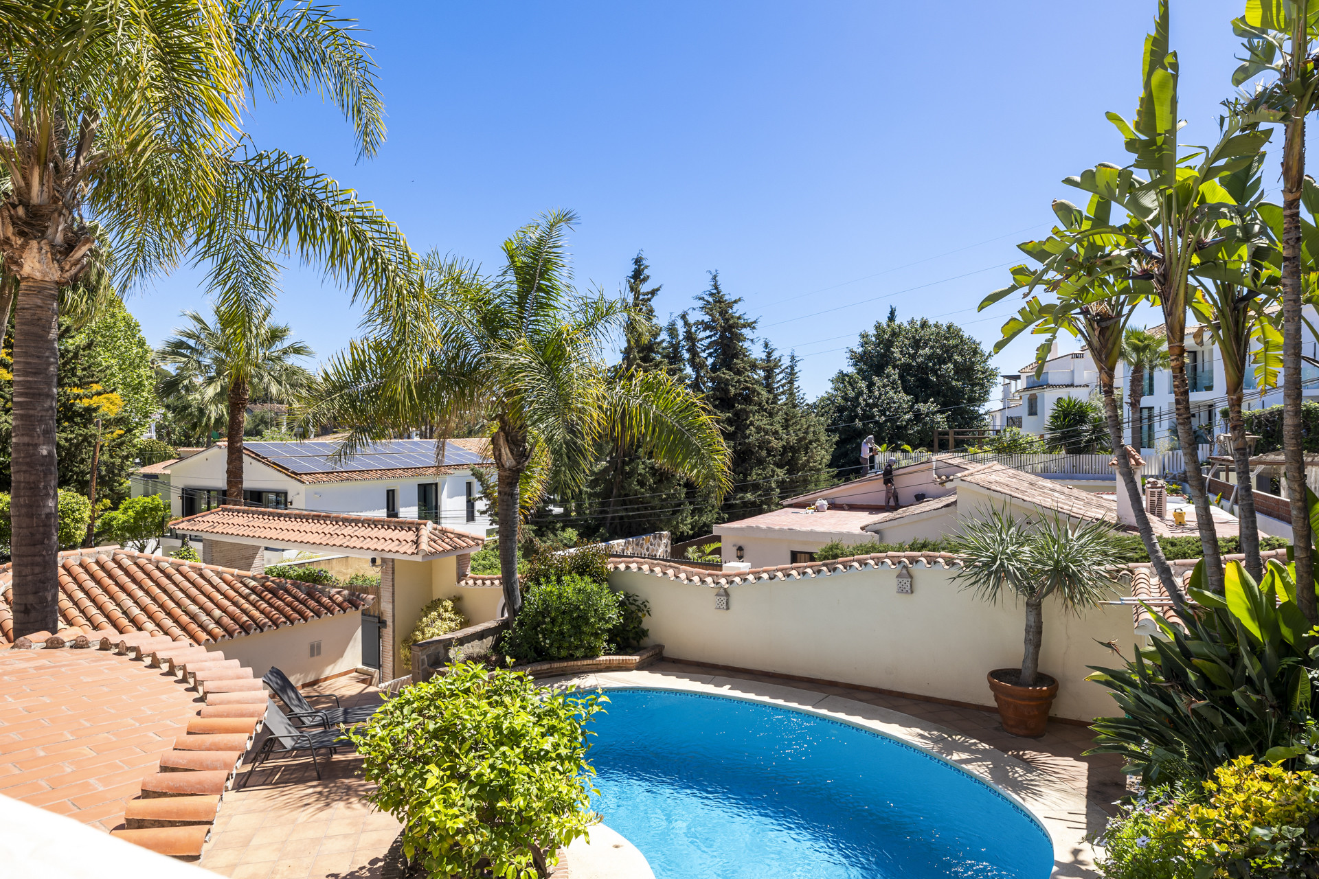 South facing 5 bedrooms and 5 bathroom villa in Nueva Andalucia