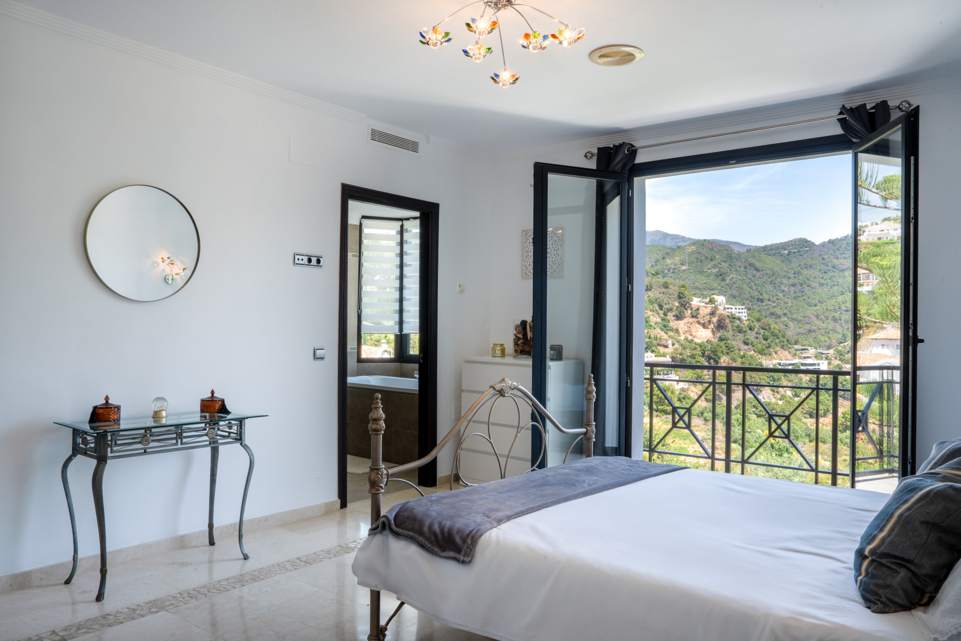 Exquisite Villa in Monte Mayor in Benahavis