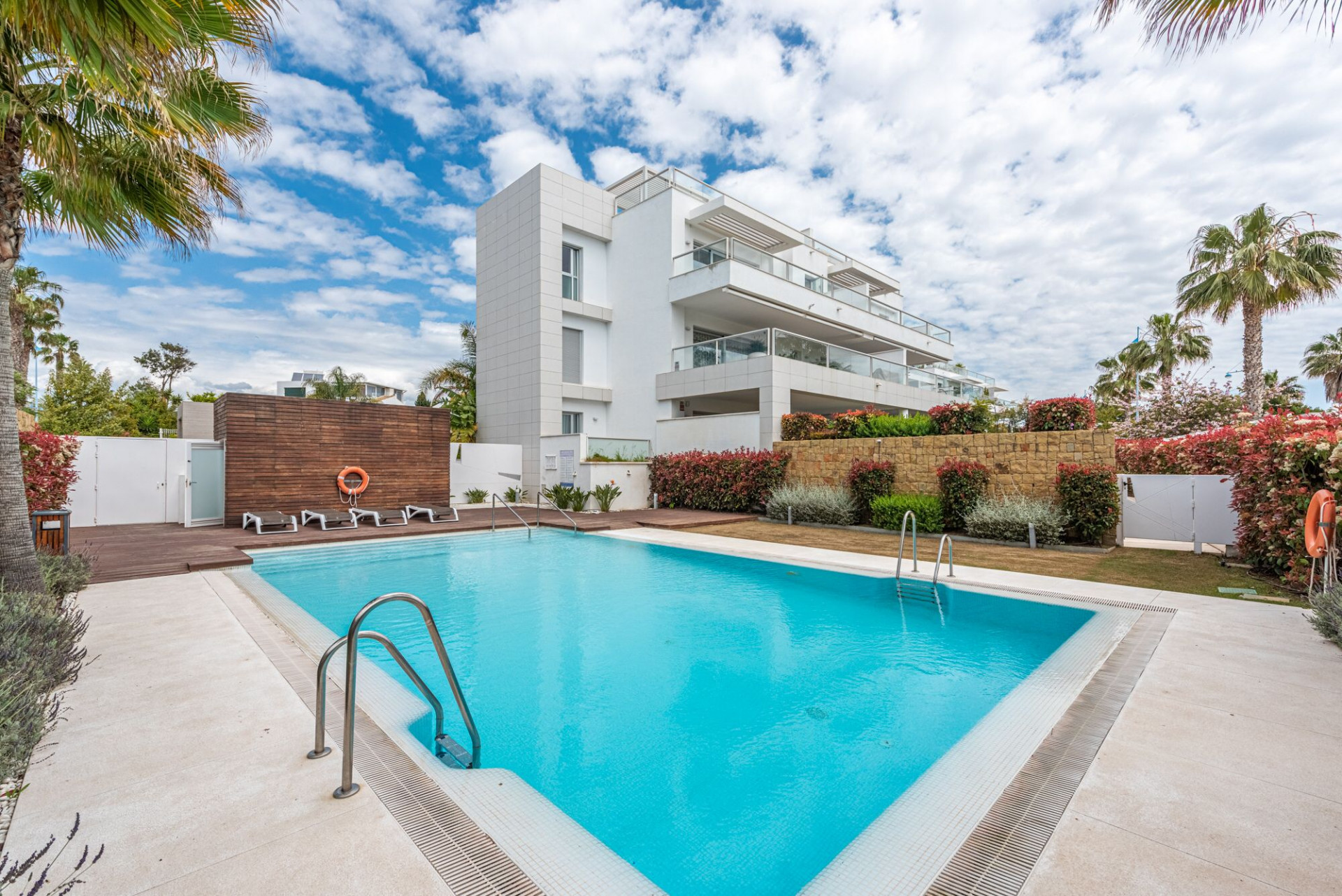 Luxurious beach penthouse in San Pedro with a exceptional location in San Pedro de Alcantara