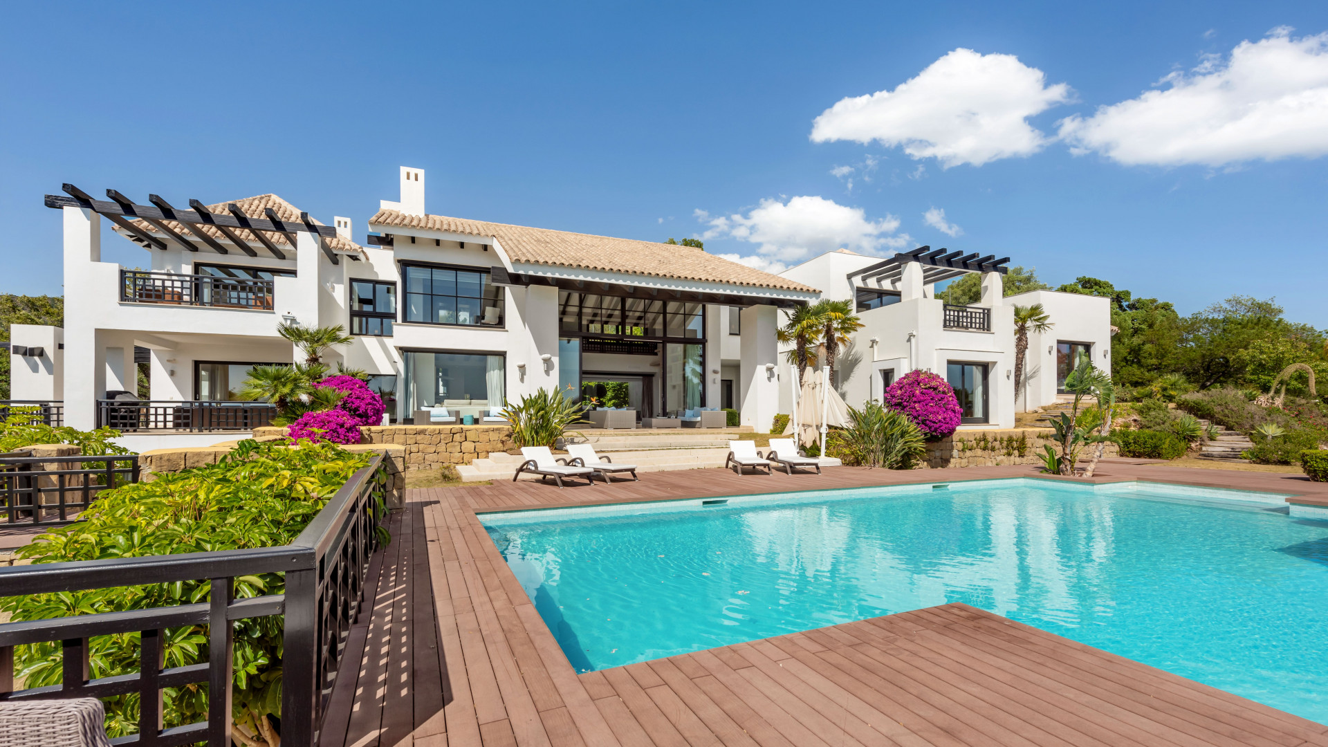 Villa de golf en première ligne avec vue sur la mer et les montagnes à La Zagaleta à Benahavis