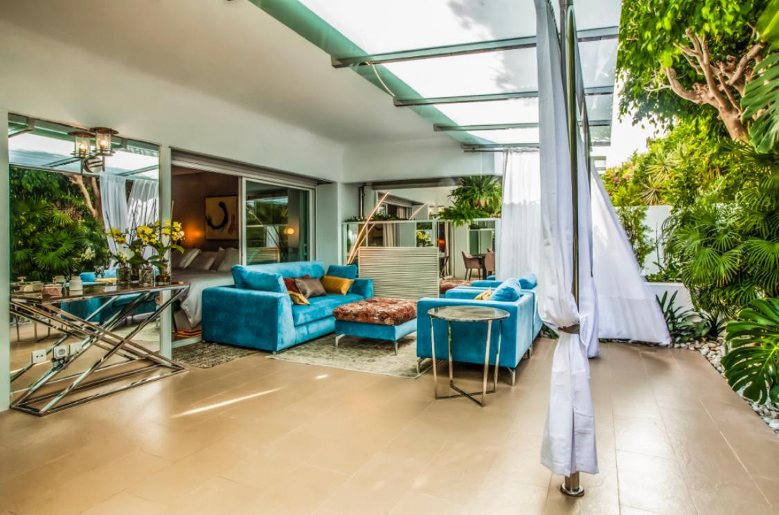 Stylish ground-floor apartment in Las Lomas del Marbella Club in Marbella Golden Mile