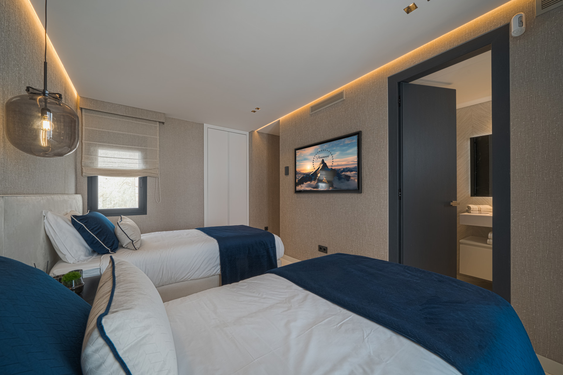 Appartement met panoramisch uitzicht op zee in Puerto Banús in Marbella