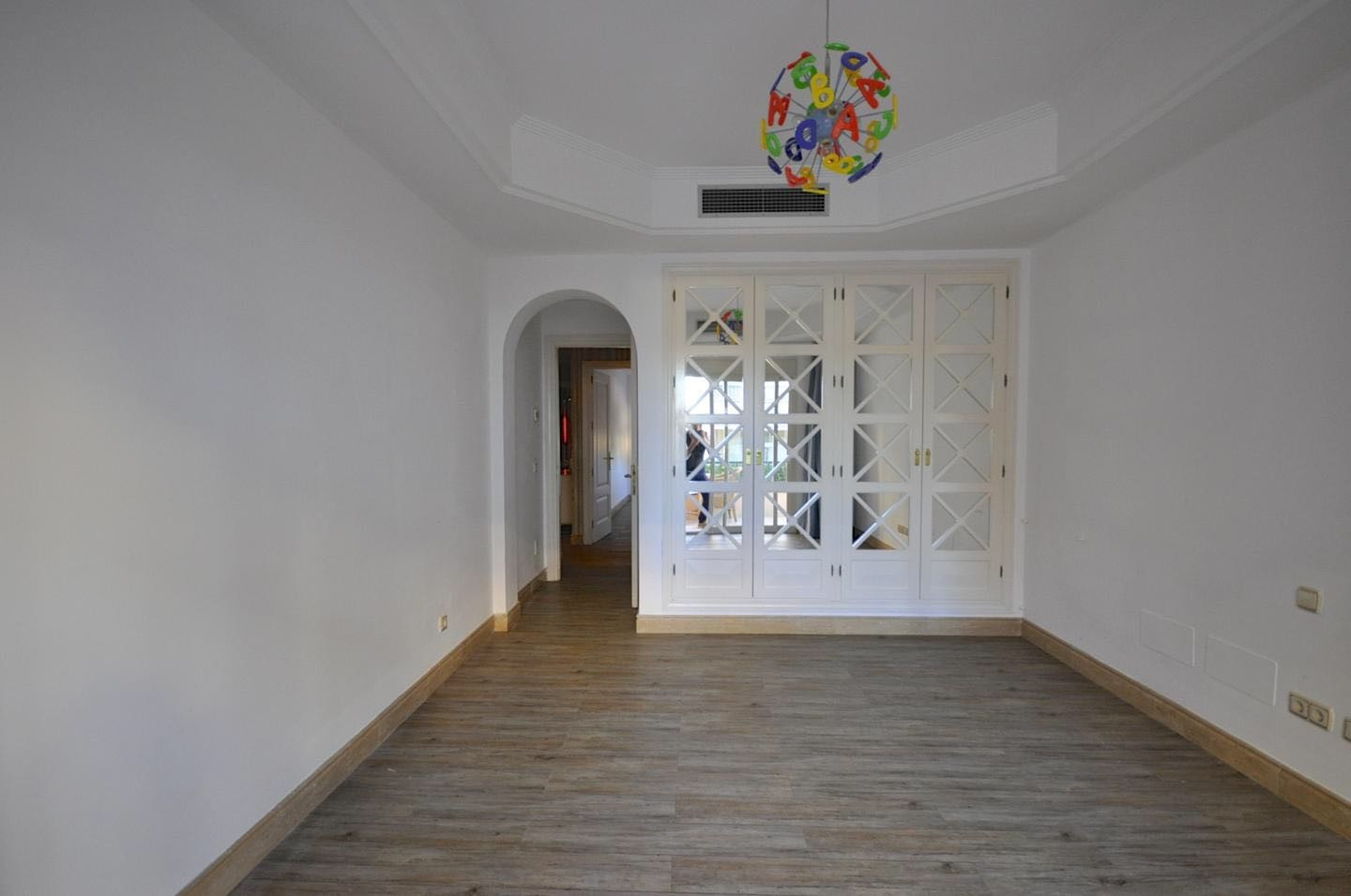 Very spacious 4 bedroom ground floor apartment on The Golden Mile in Marbella Golden Mile