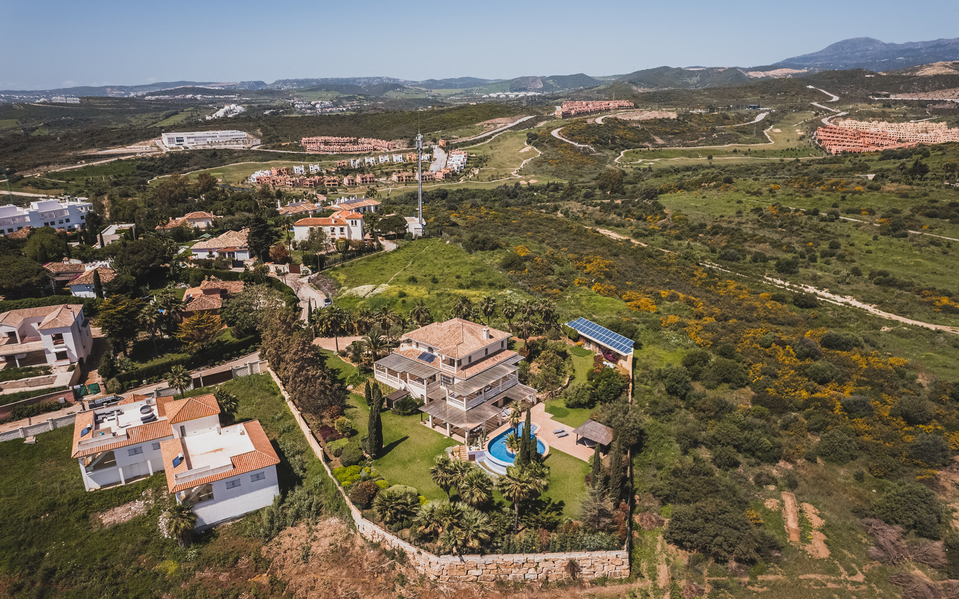 Private family villa set on an extensive plot in Estepona