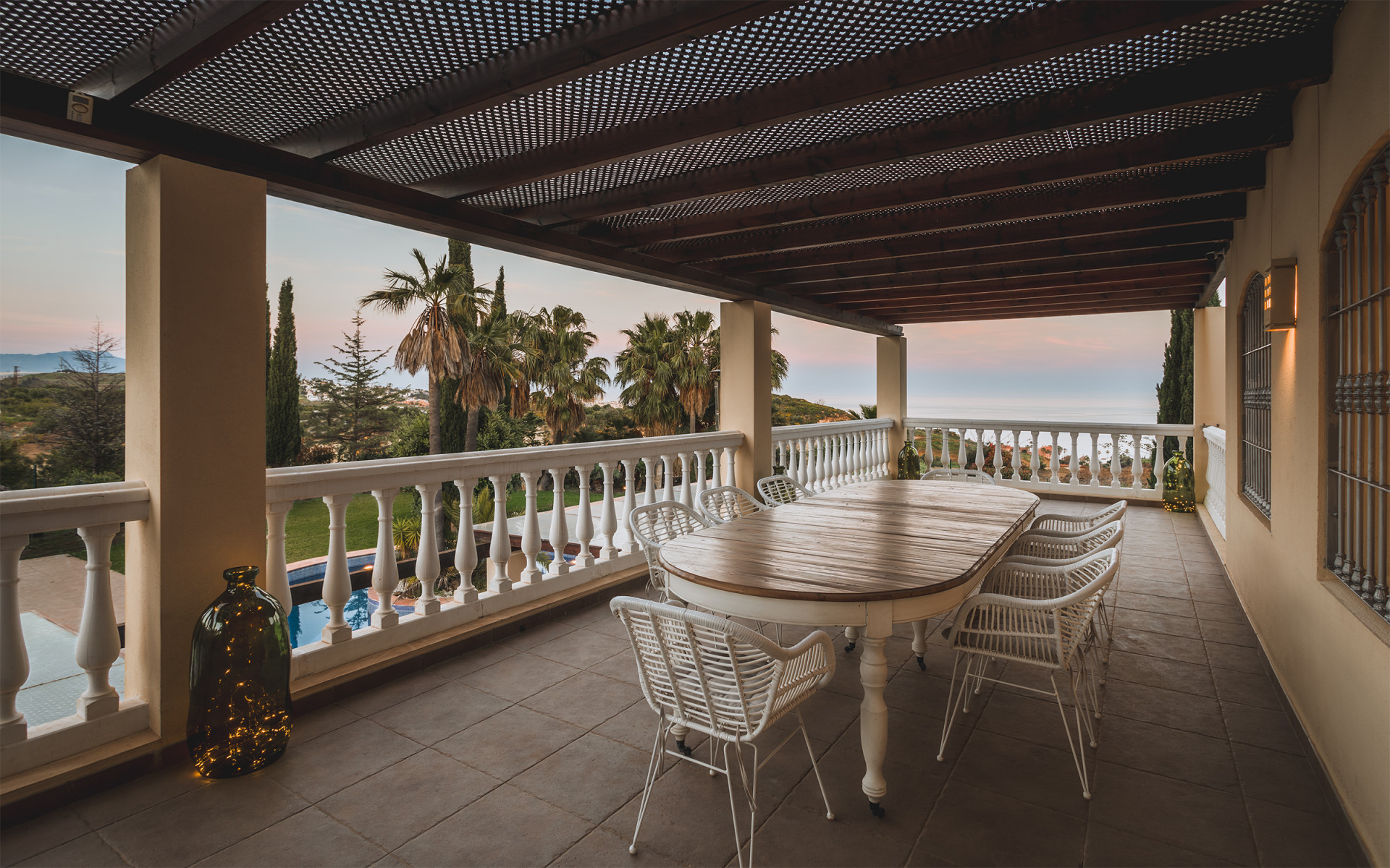 Private family villa set on an extensive plot in Estepona