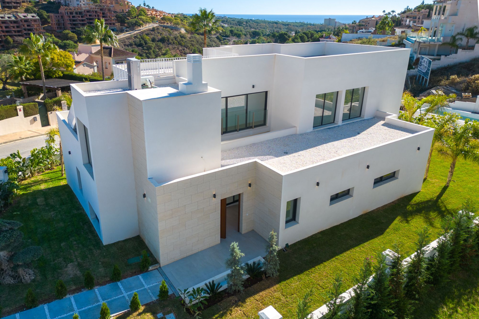 Off-plan villa in een luxe project van slechts 5 villa's in Oost-Marbella in Marbella Este