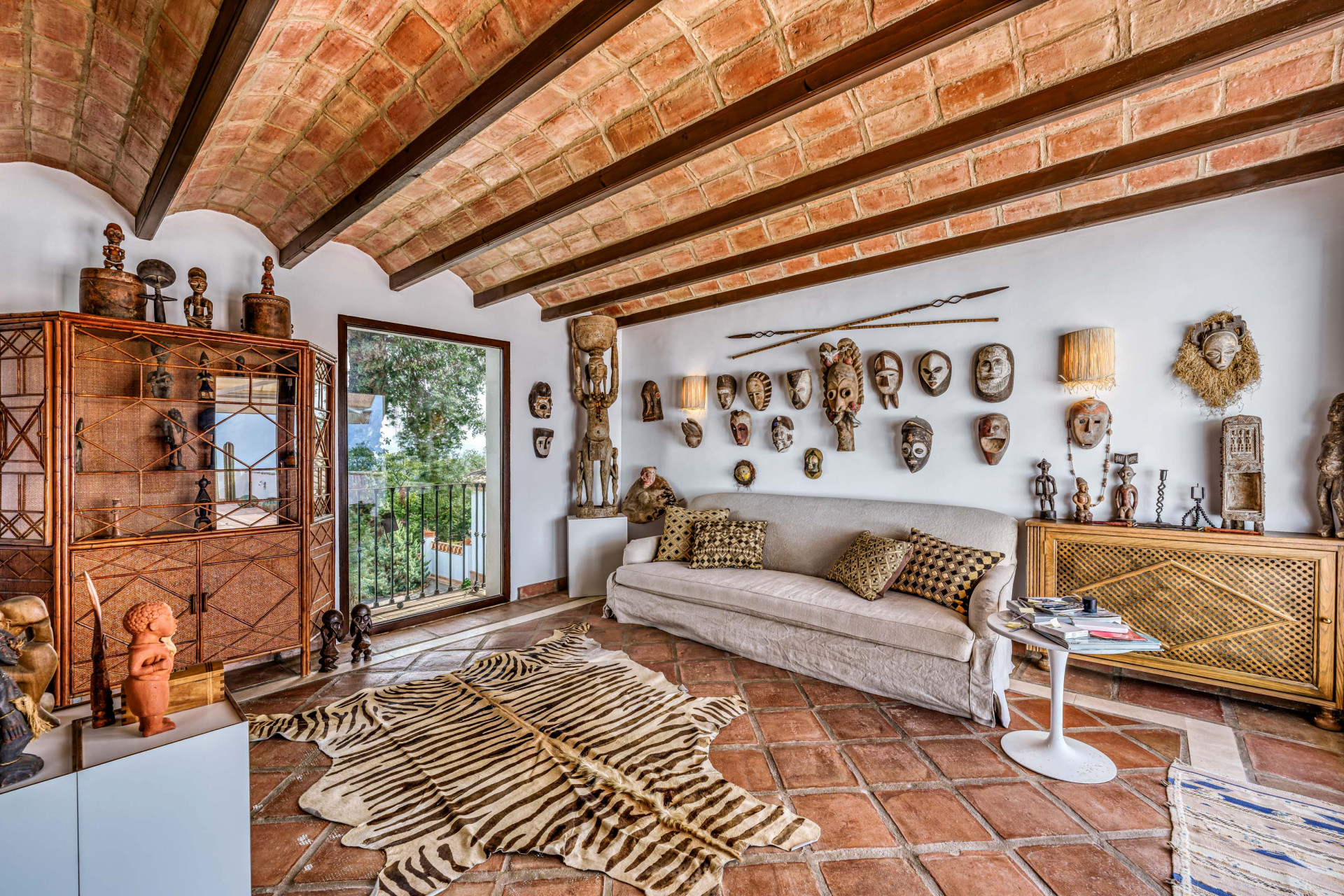 Impresionante finca con vistas al mar en La Mairena en Marbella Este