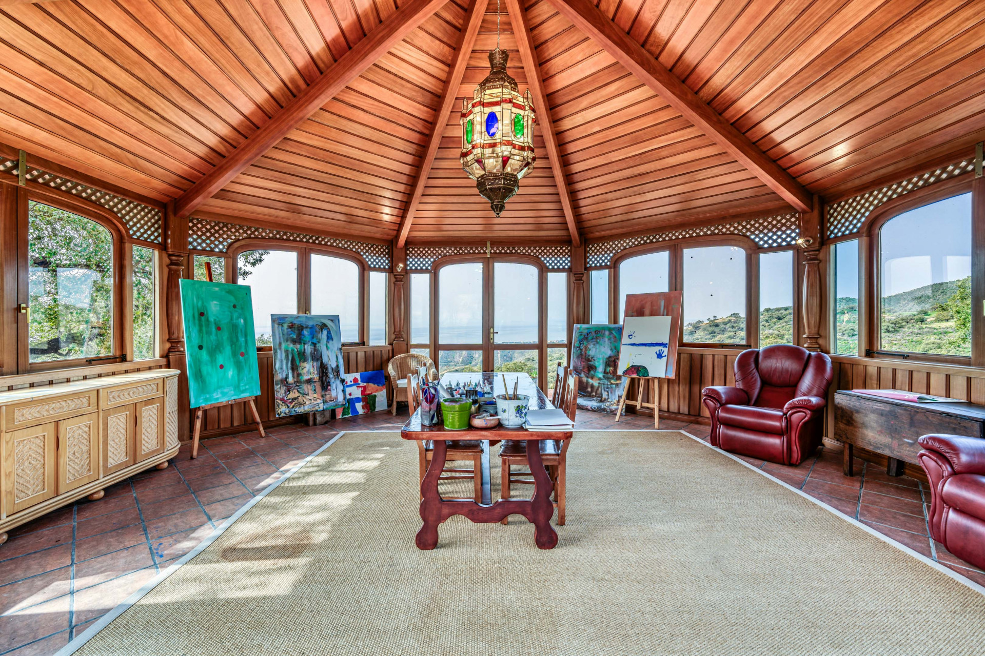 Impresionante finca con vistas al mar en La Mairena en Marbella Este