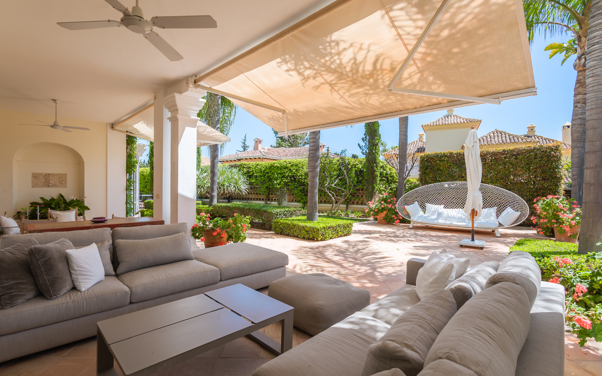 Elegant designer family villa in Marbella centre in Marbella