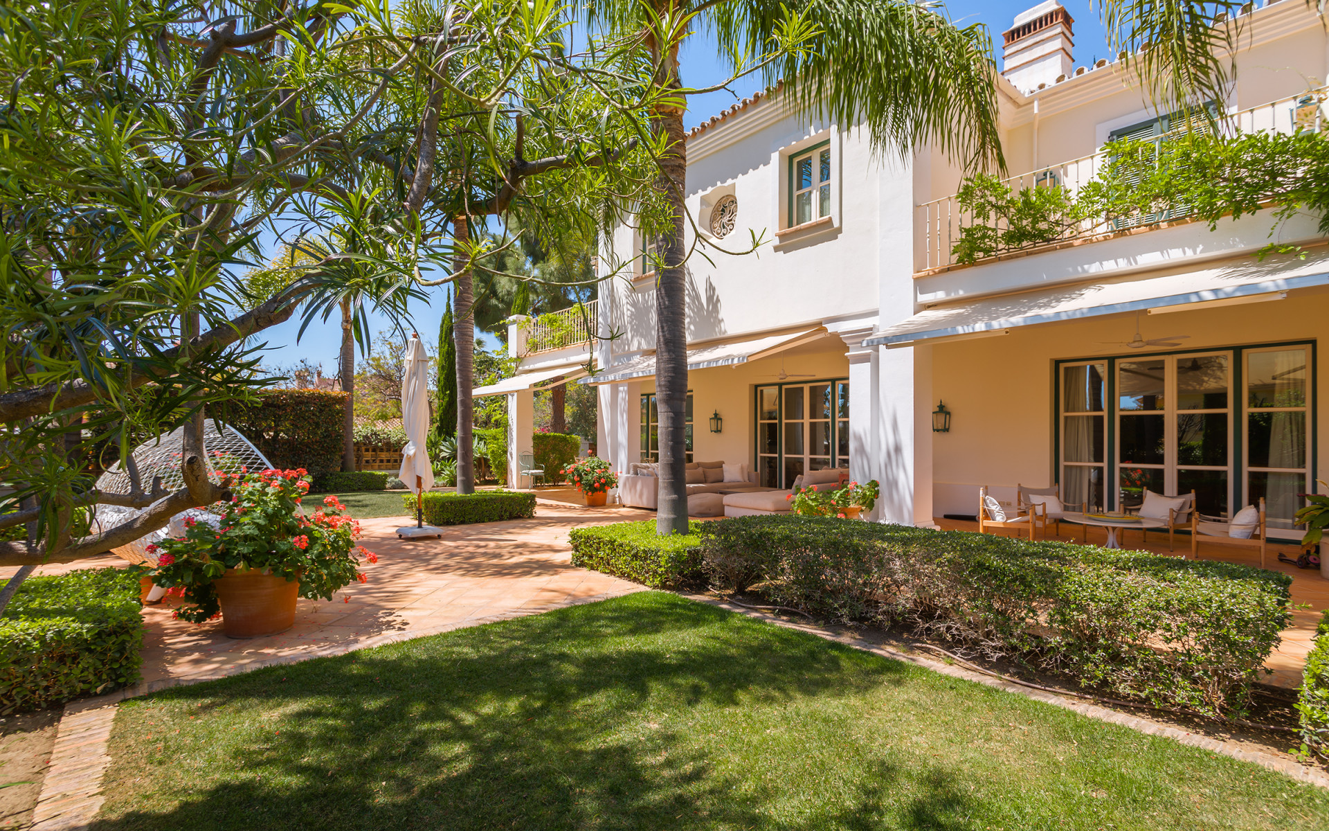 Elegant designer family villa in Marbella centre in Marbella