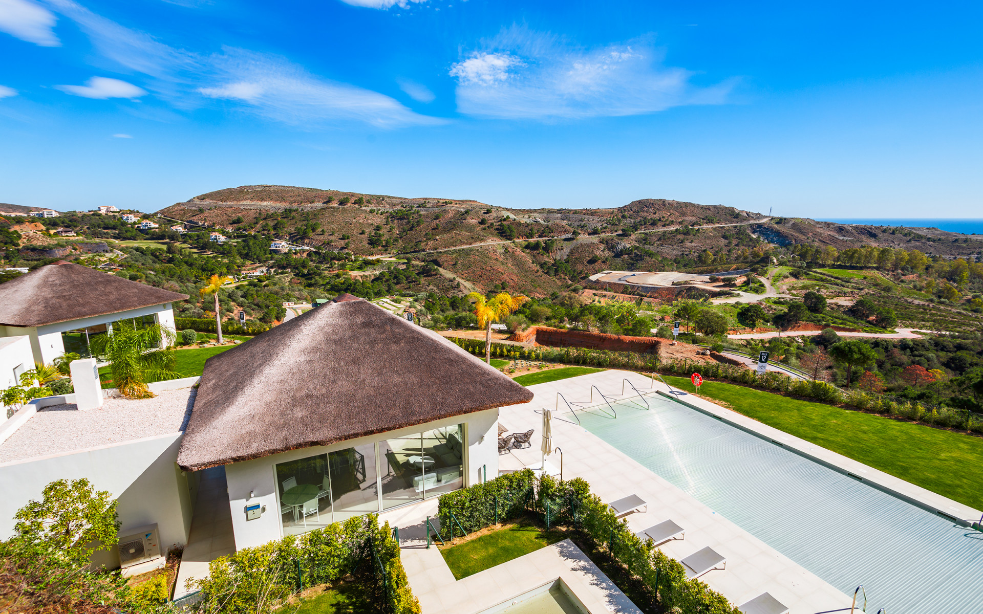 Stunning brand-new 4/5 bedroom penthouse in the hills in Benahavis