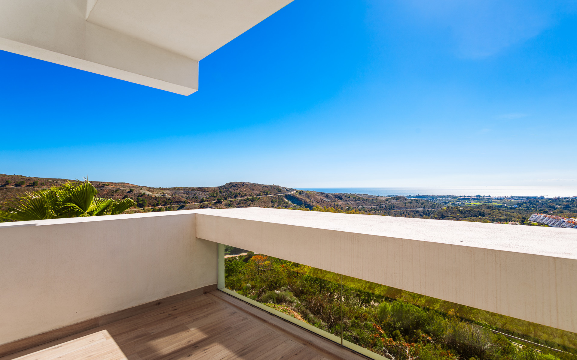 Stunning brand-new 4/5 bedroom penthouse in the hills in Benahavis