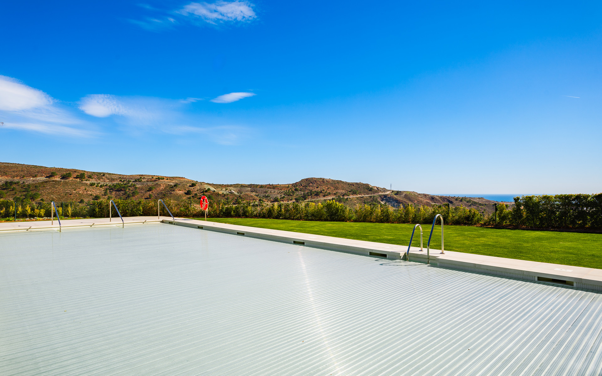 Stunning brand-new 4/5 bedroom penthouse in the hills in Benahavis