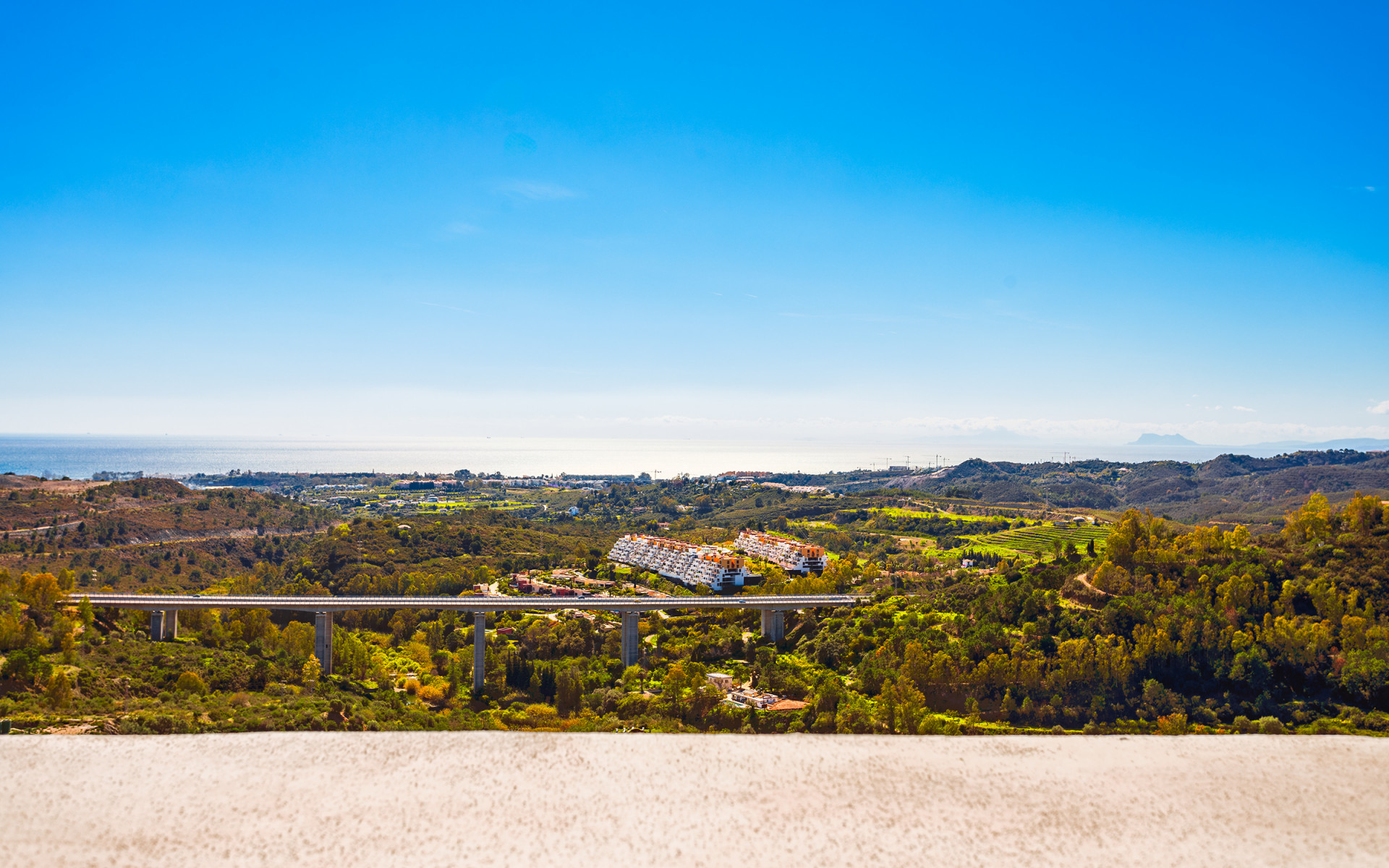 Stunning brand-new 4/5 bedroom penthouse in the hills in Benahavis