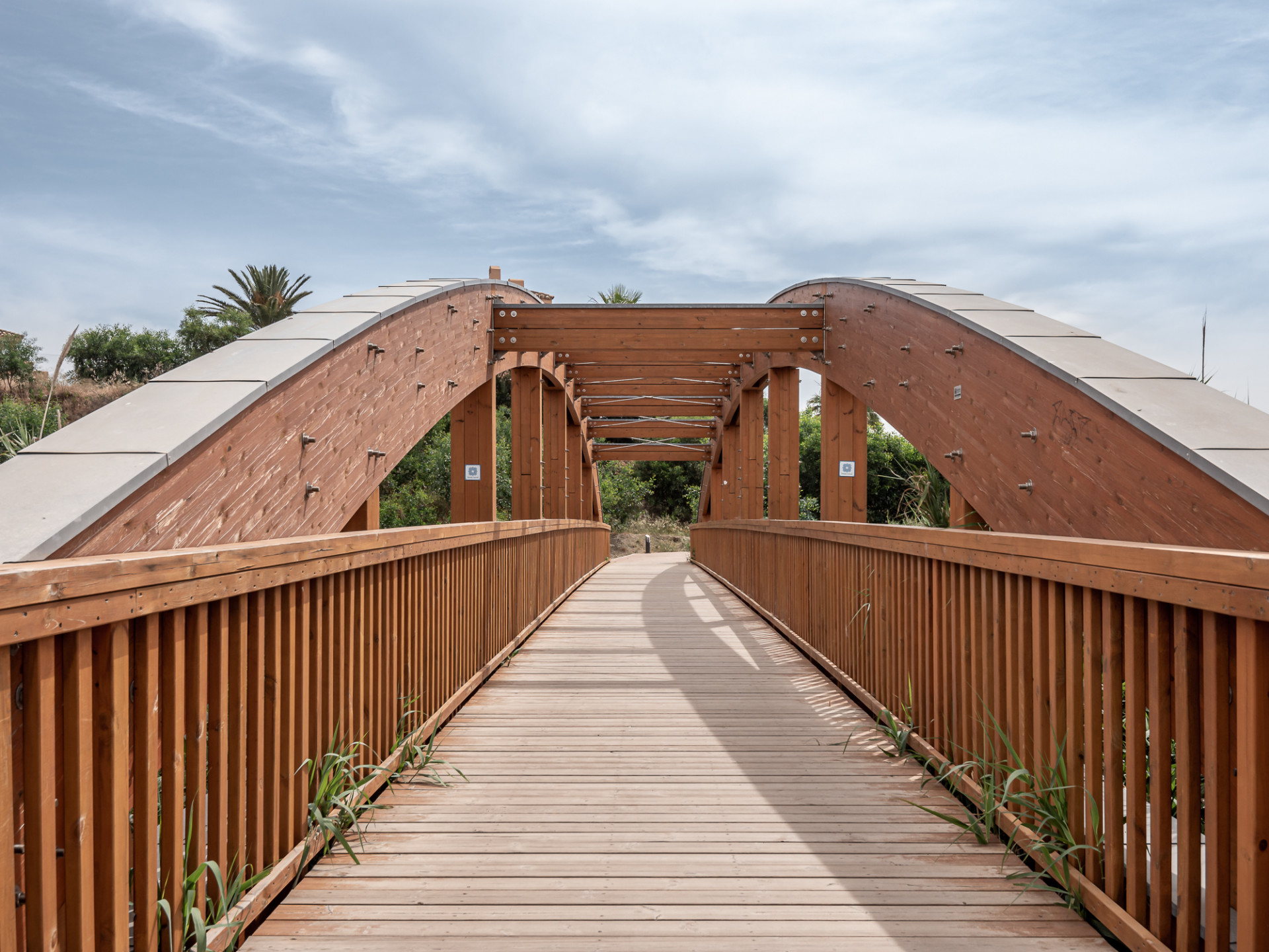 Luxe eerstelijns strandwoning met panoramisch uitzicht in Estepona