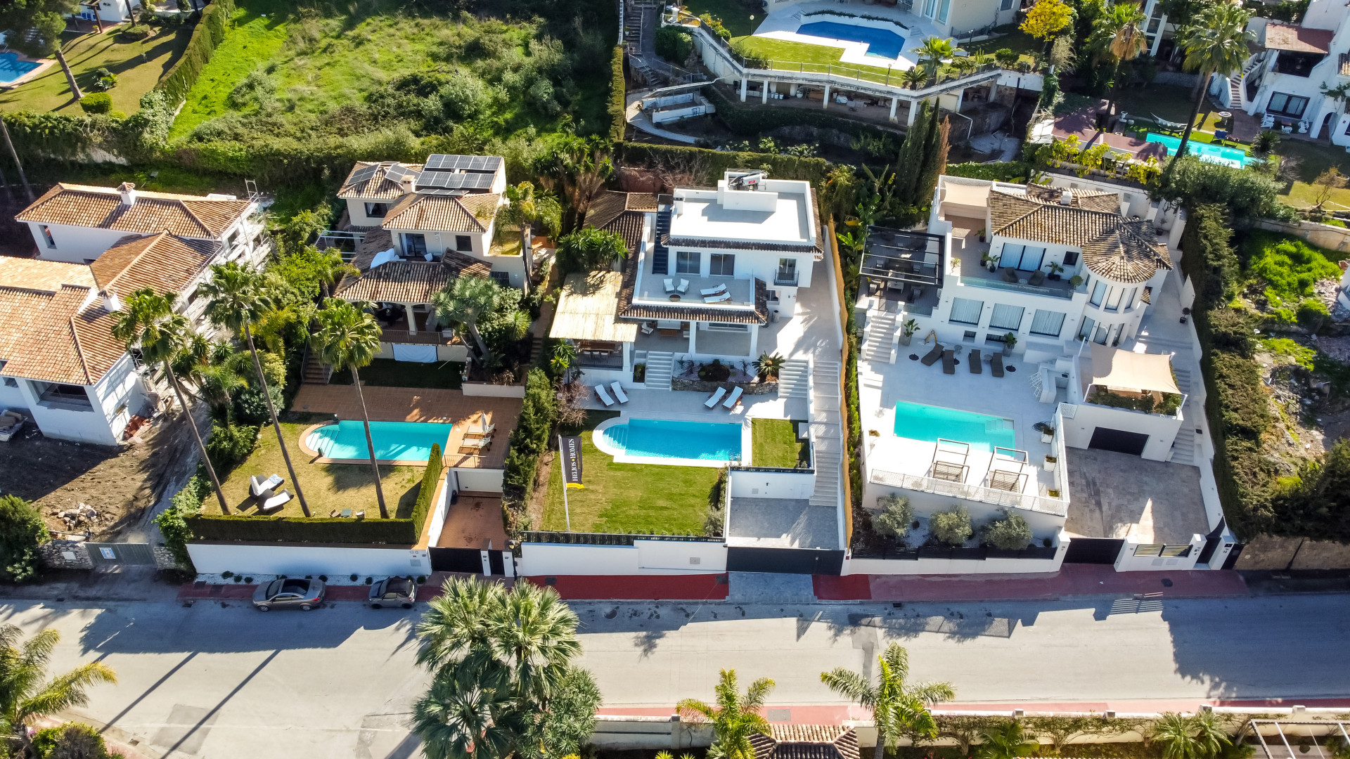 Modern volledig gerenoveerde villa in Las Brisas Nueva Andalucía in Nueva Andalucia