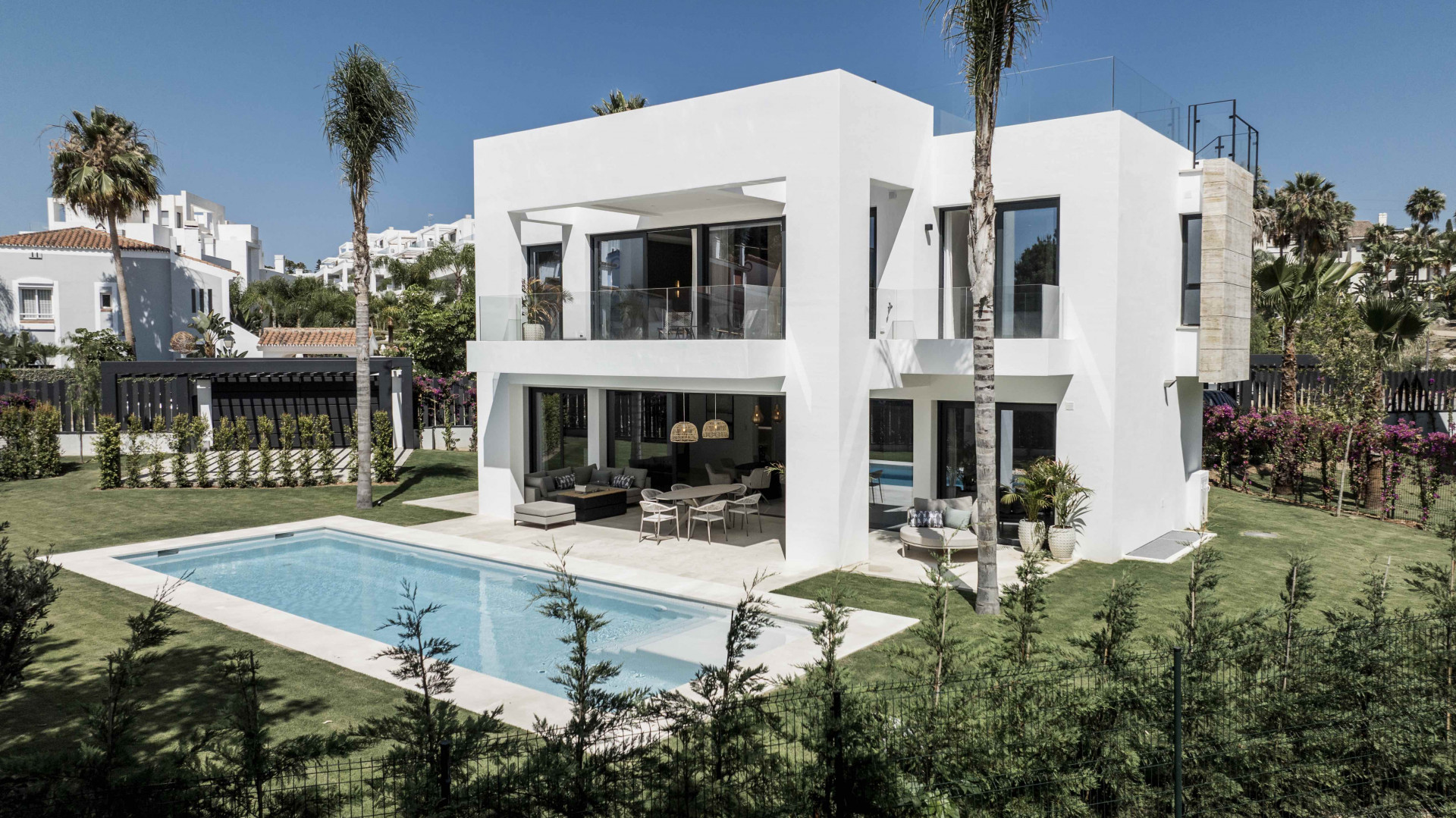 Two modern luxury villas next to El Campanario Golf in Benahavis