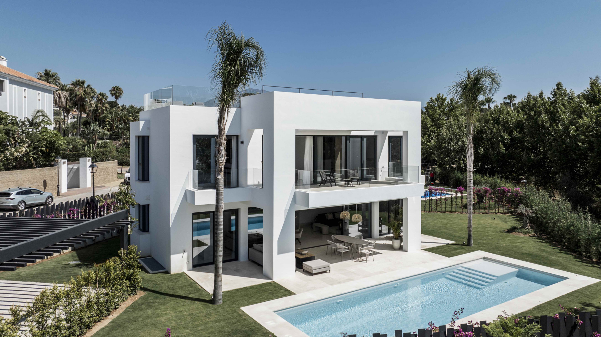 Two modern luxury villas next to El Campanario Golf in Benahavis