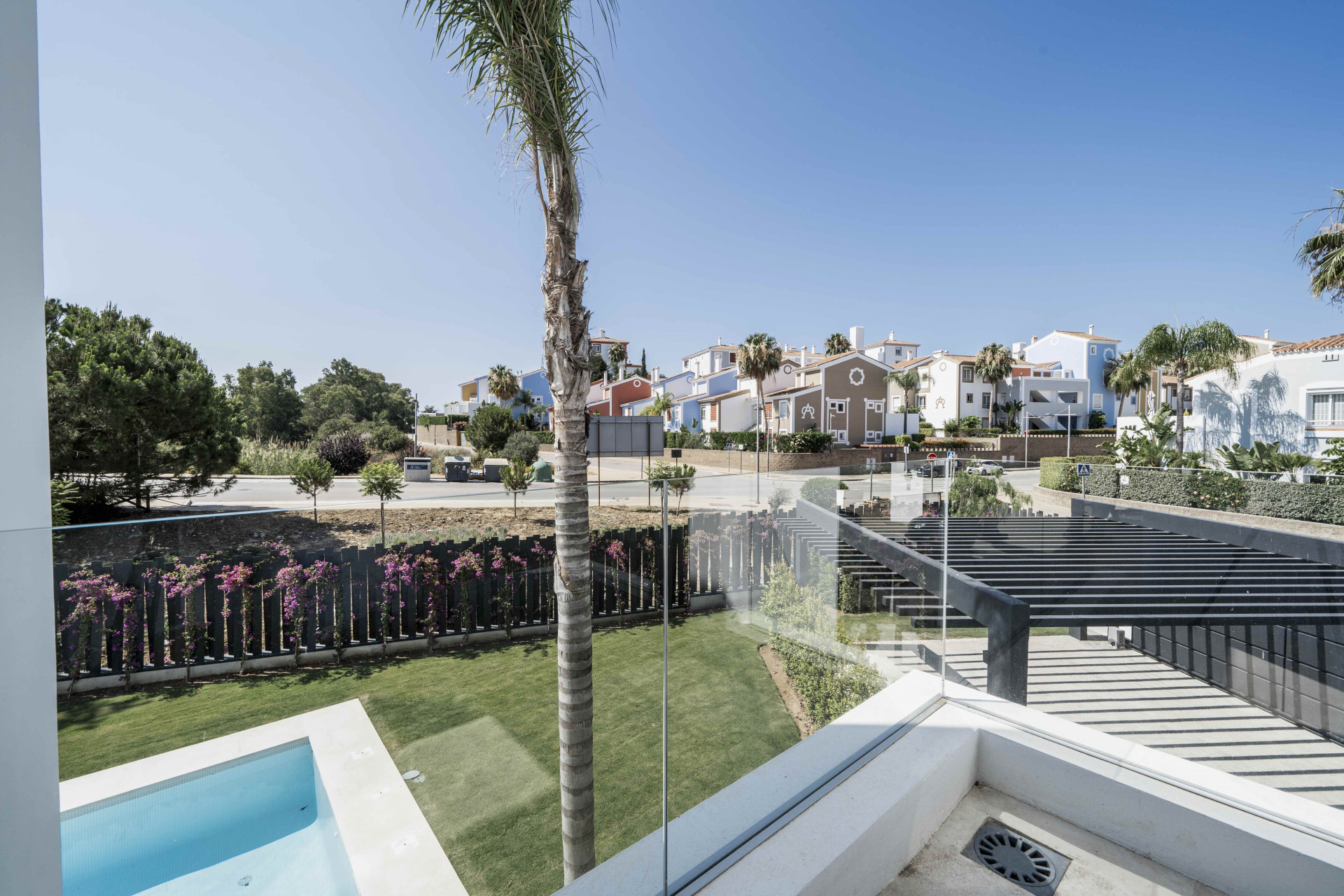 Two modern luxury villas next to El Campanario Golf in Benahavis