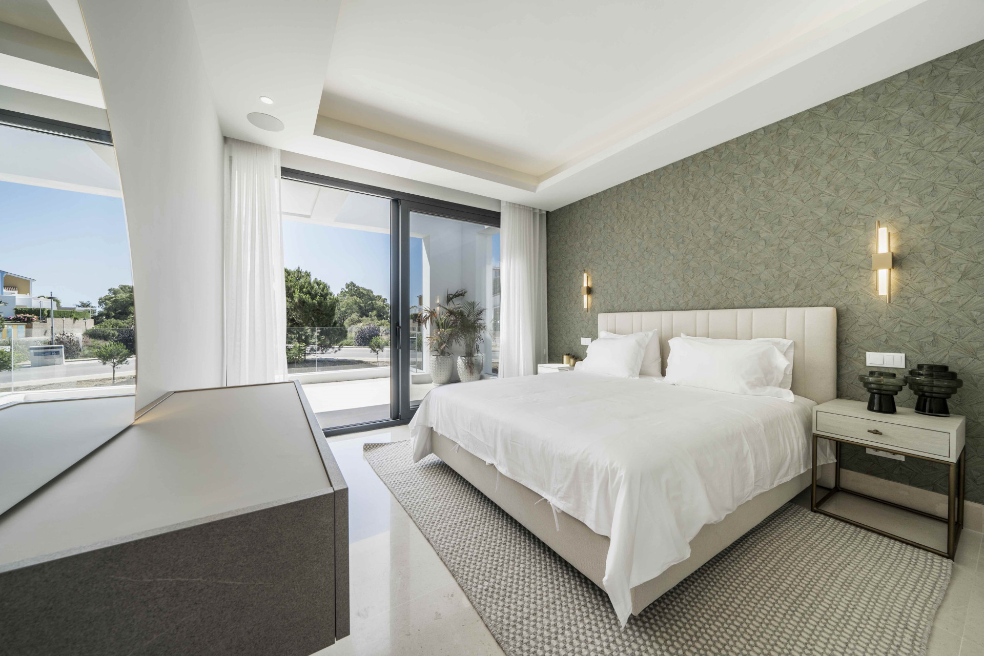 Two modern luxury villas next to El Campanario Golf in Benahavis