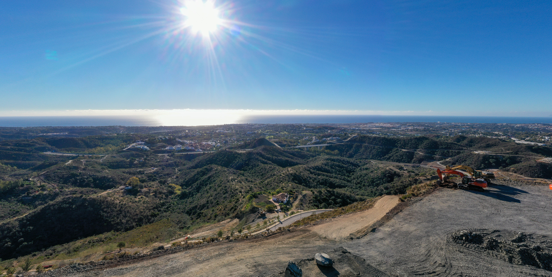 ENEBROS, fenomenale penthouse met zeezicht in Benahavis