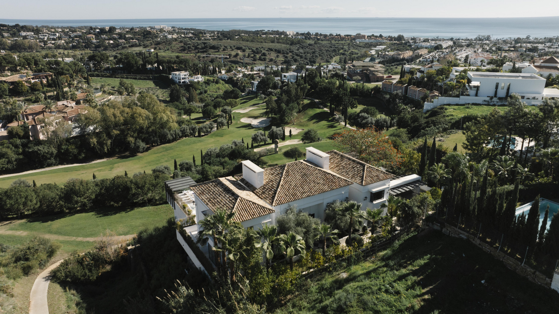 Exclusive 6-bed elegant villa with unmatched sea views in Los Flamingos in Benahavis