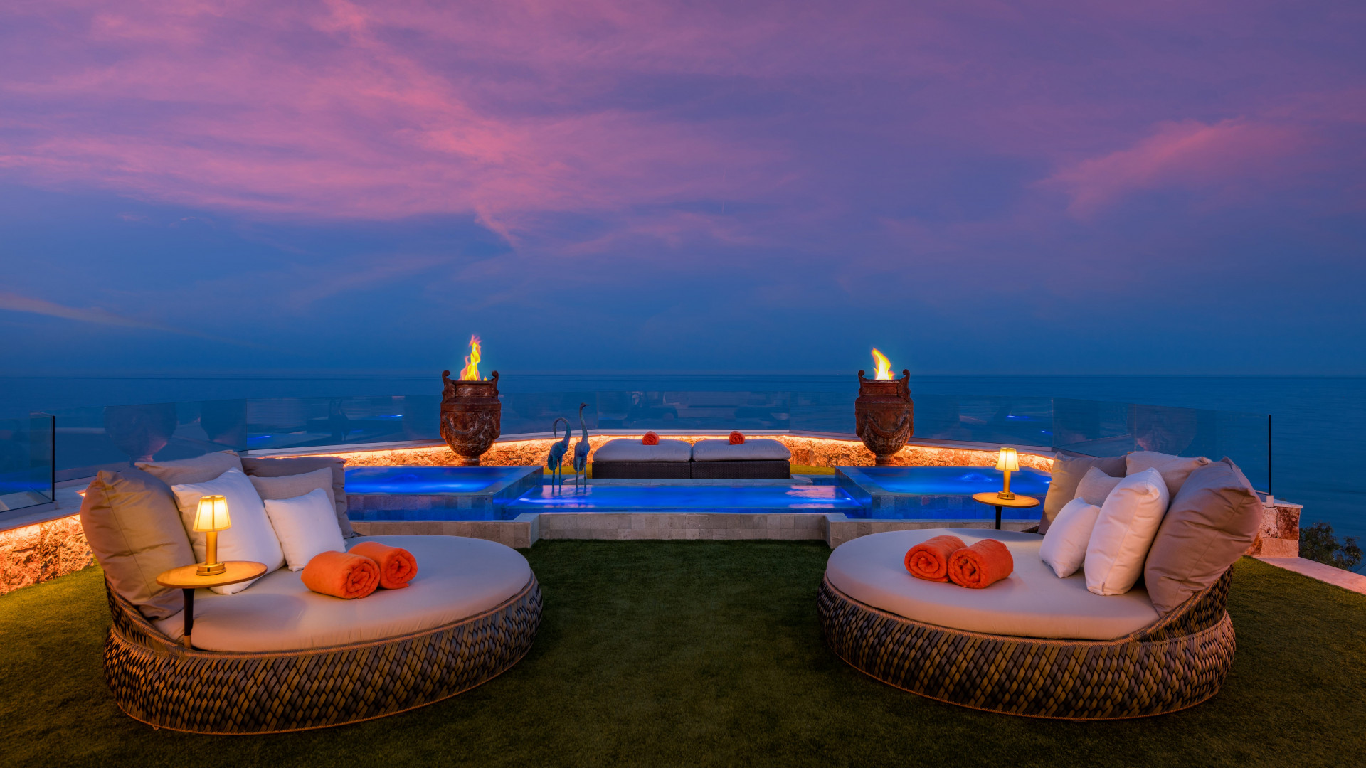 Frontline Beach Sky Villa in Playa Esmeralda in Marbella Golden Mile