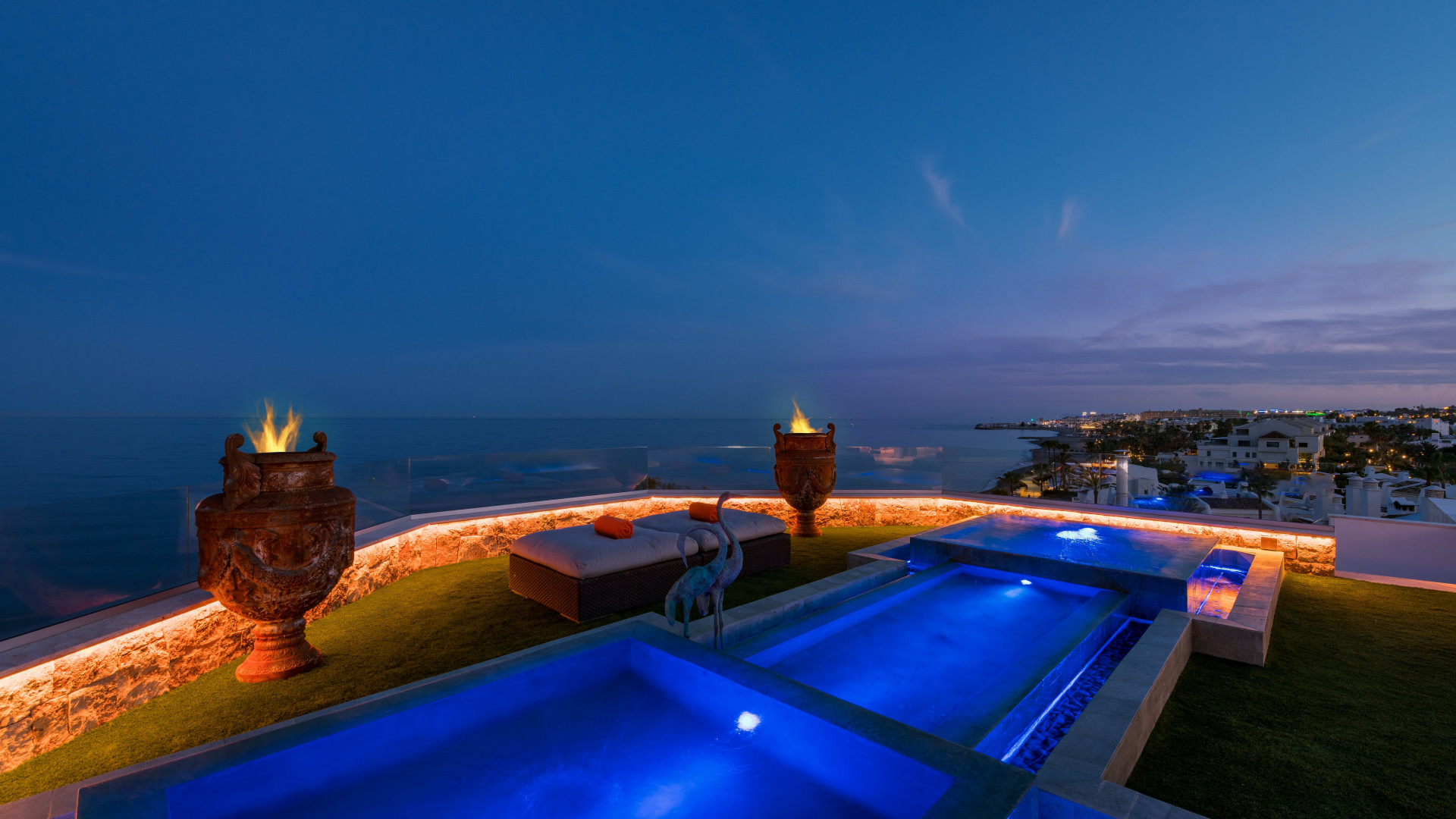 Frontline Beach Sky Villa in Playa Esmeralda in Marbella Golden Mile