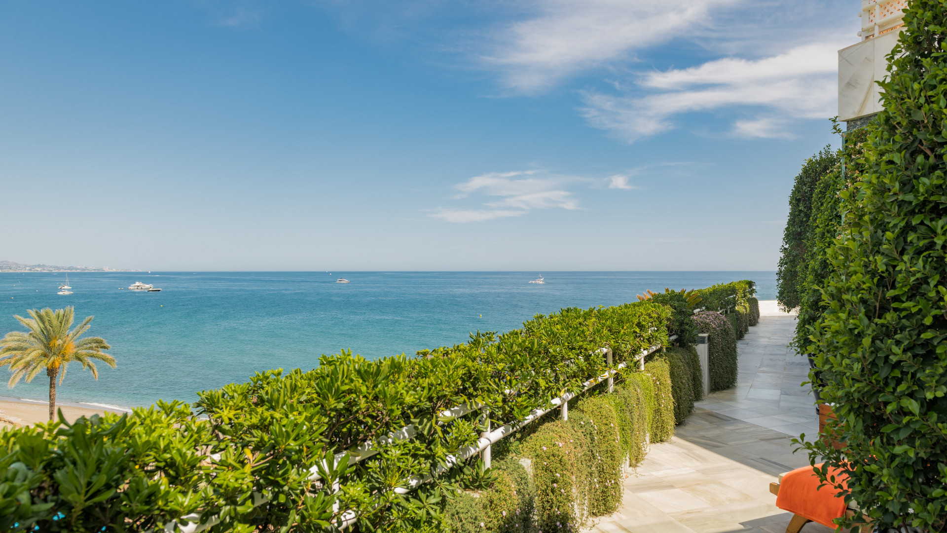 Frontline Beach Sky Villa in Playa Esmeralda in Marbella Golden Mile