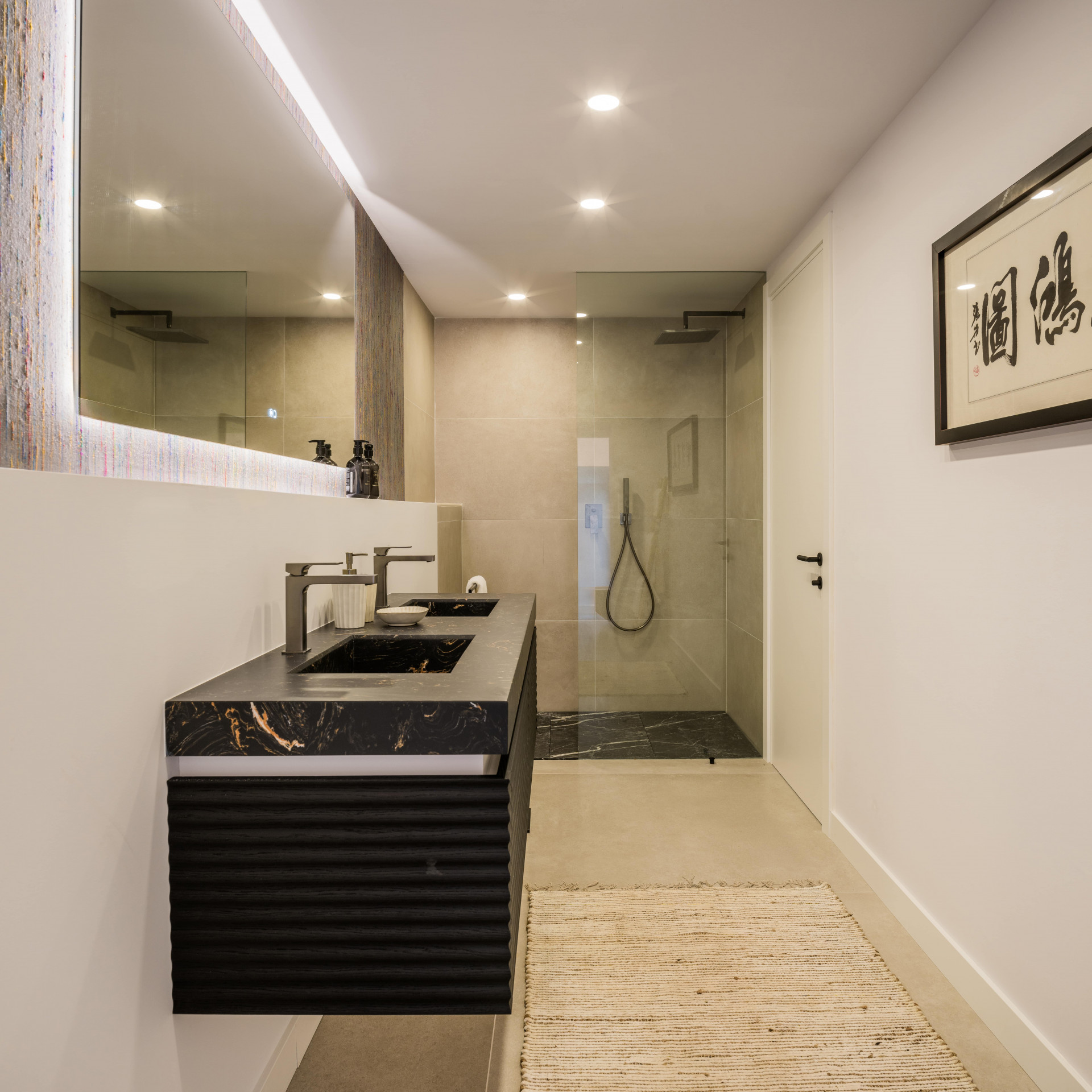 Situada en Nagüeles Marbella, esta villa ofrece vistas abiertas al Mediterráneo en Marbella Golden Mile