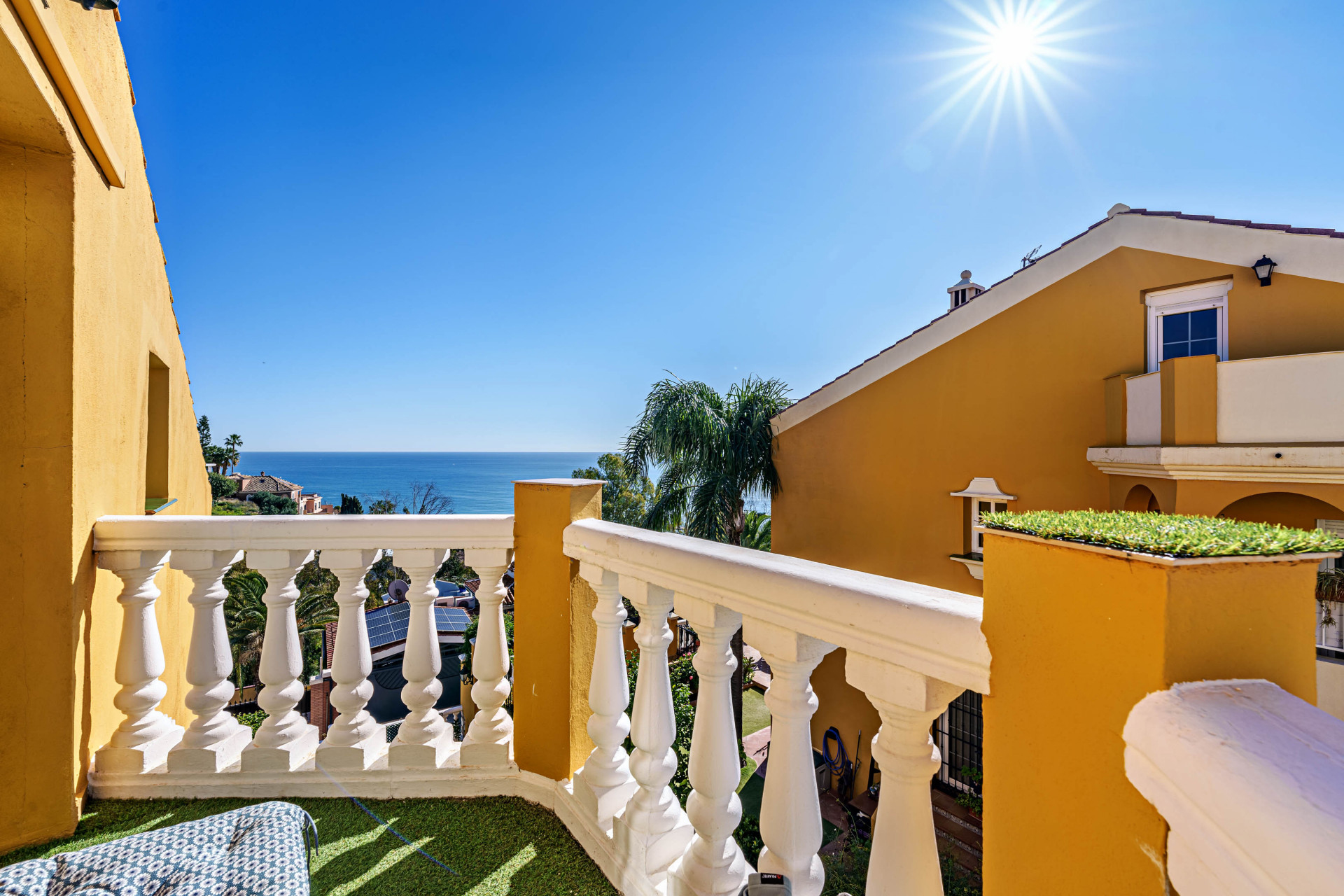 Encantadora casa adosada con impresionantes vistas al mar en Malaga