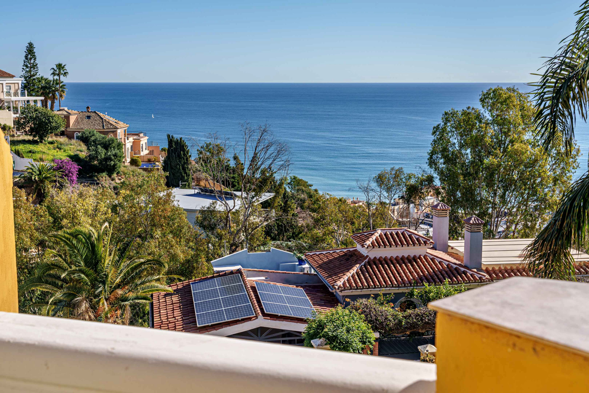 Encantadora casa adosada con impresionantes vistas al mar en Malaga