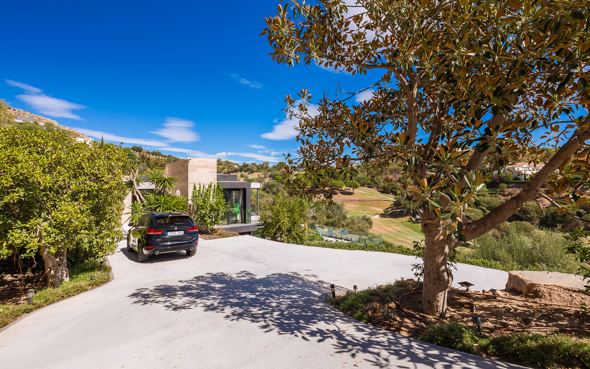 Frontline golf new modern villa in luxury Marbella Club Golf Resort in Benahavis