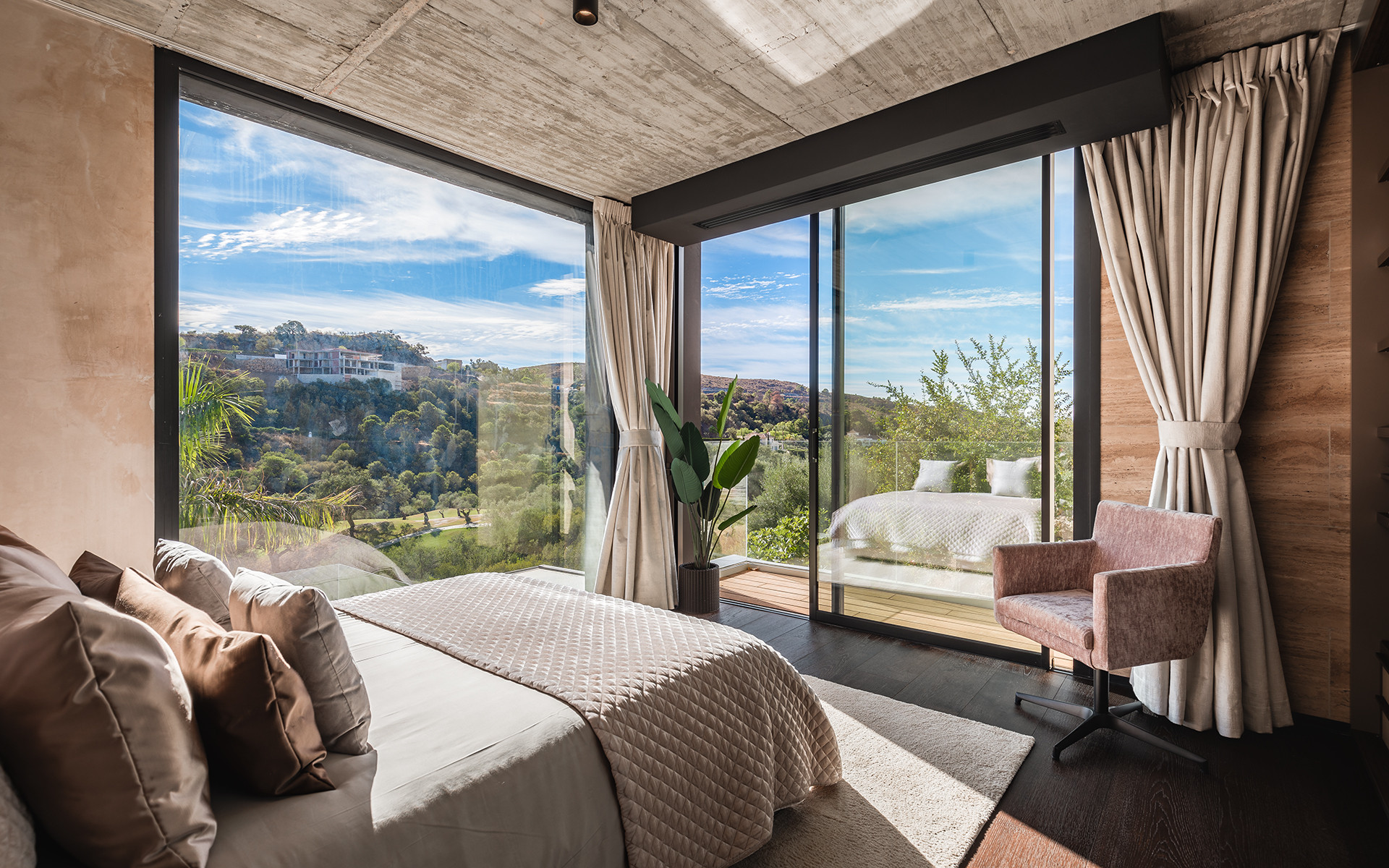 Frontline golf new modern villa in luxury Marbella Club Golf Resort in Benahavis