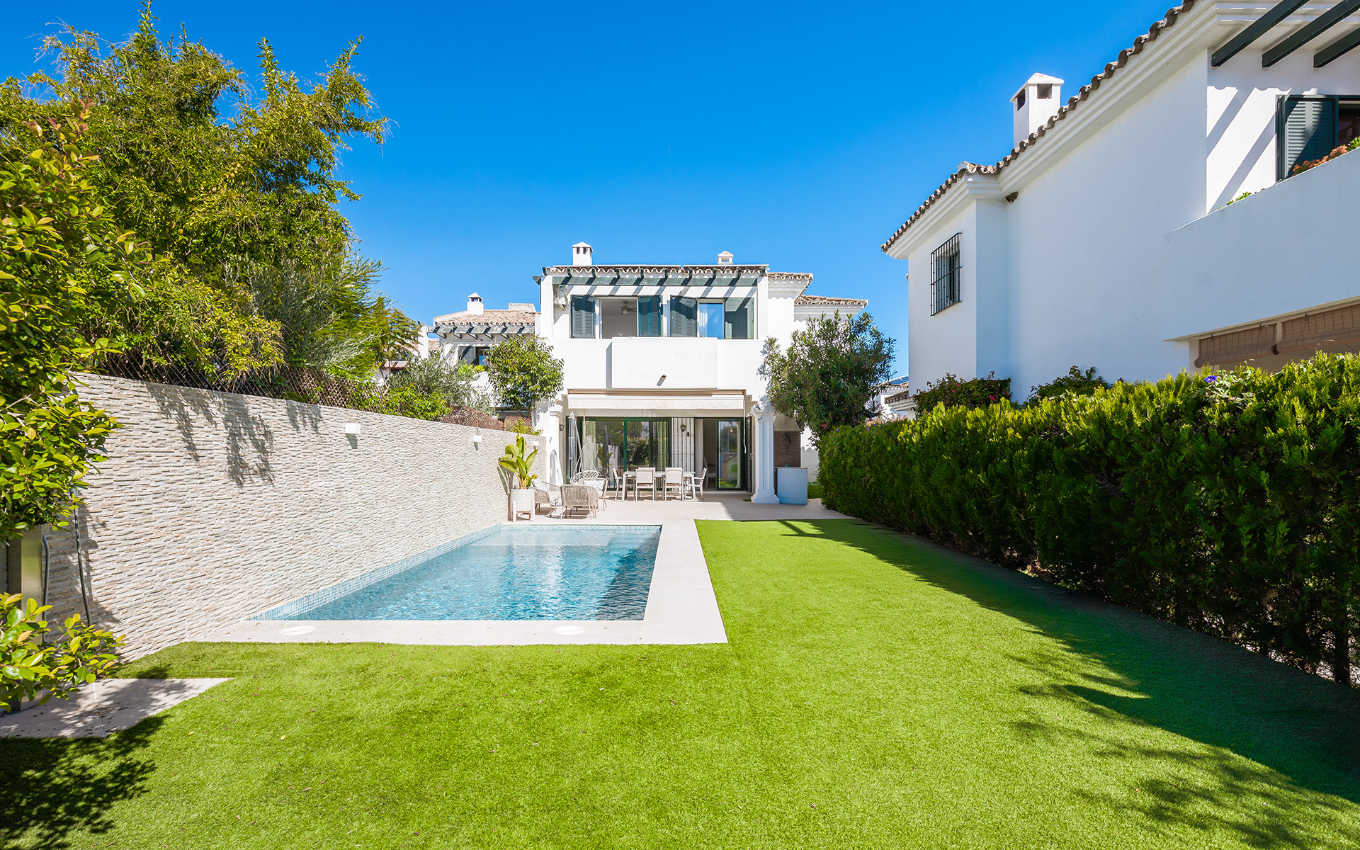 Gerenoveerde woning met privézwembad op loopafstand van het strand in San Pedro de Alcantara