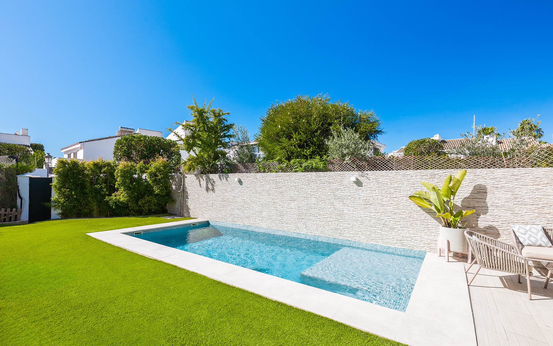 Gerenoveerde woning met privézwembad op loopafstand van het strand in San Pedro de Alcantara