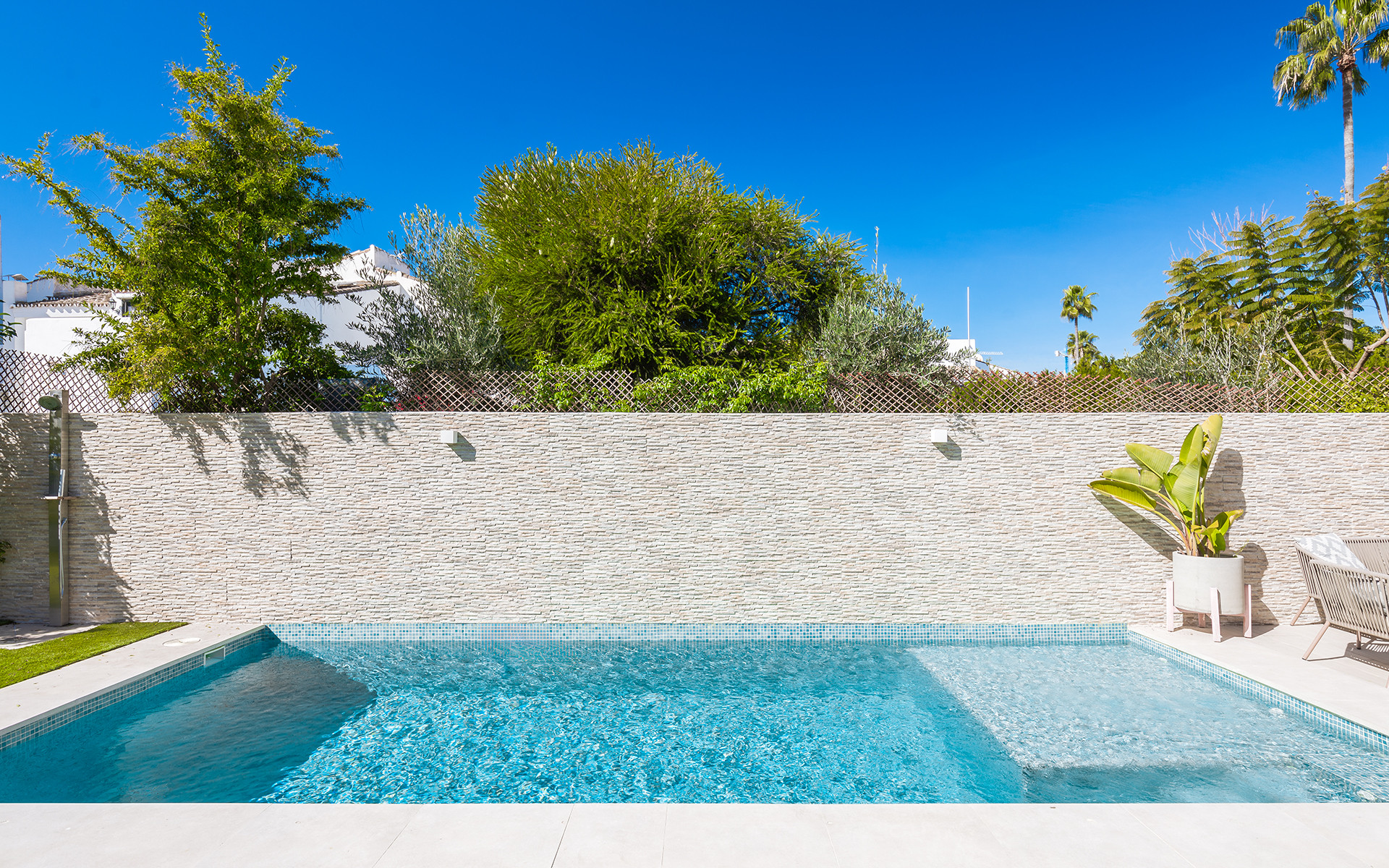 Gerenoveerde woning met privézwembad op loopafstand van het strand in San Pedro de Alcantara