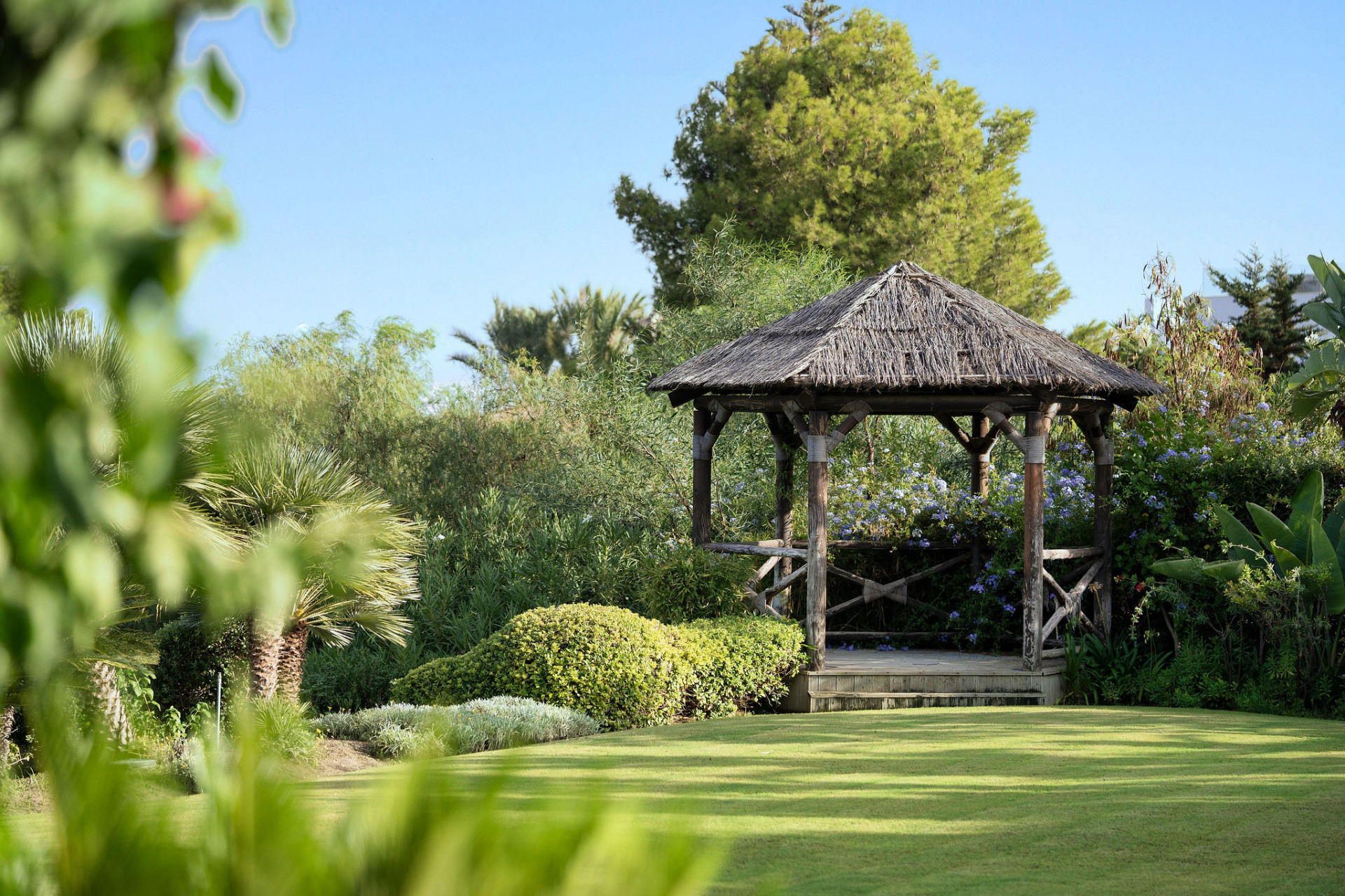 Renovated family villa with Andalusian charm in El Paraíso Alto in Benahavis