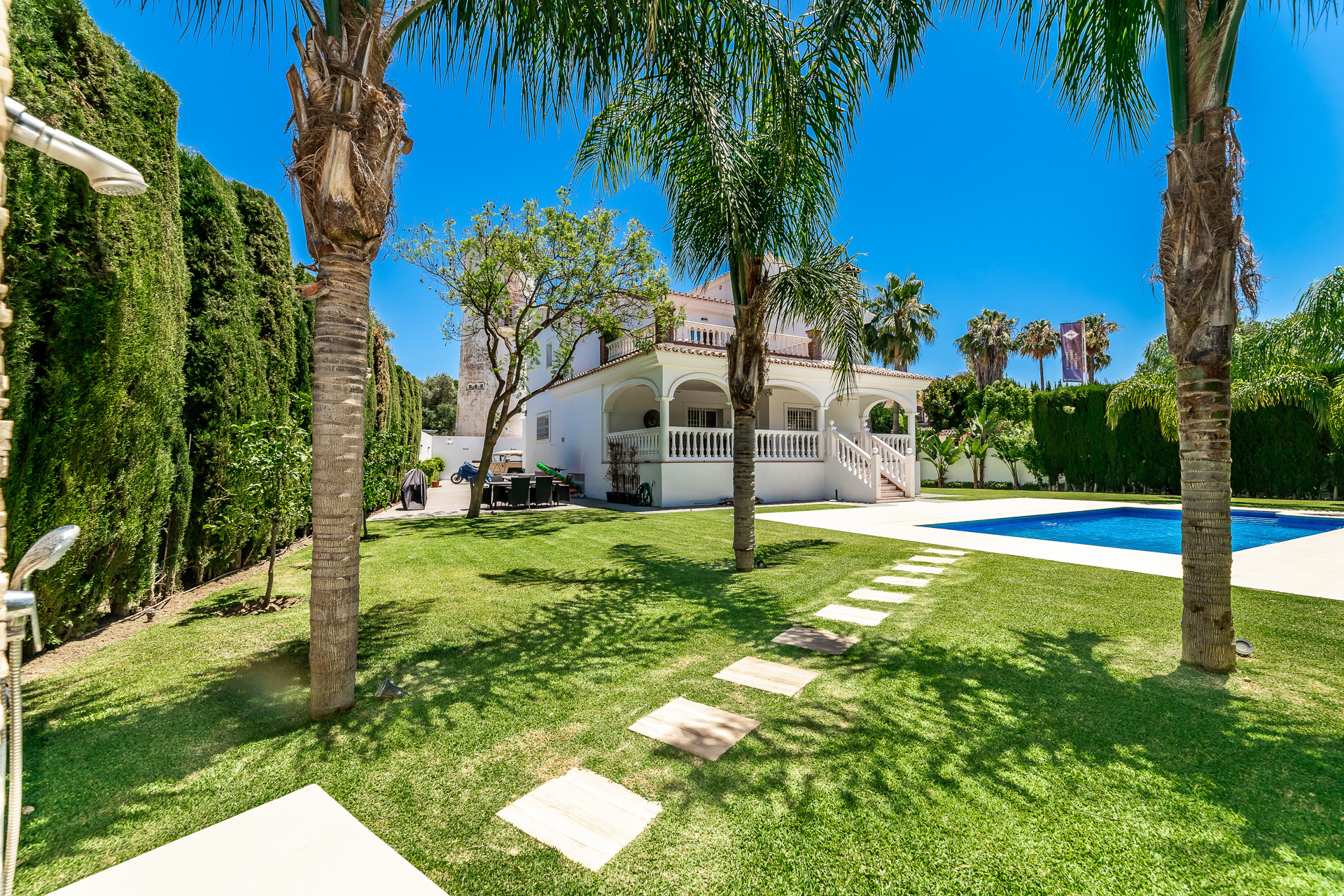 Family villa located in one of Marbella's most prestigious urbanisations in Nueva Andalucia