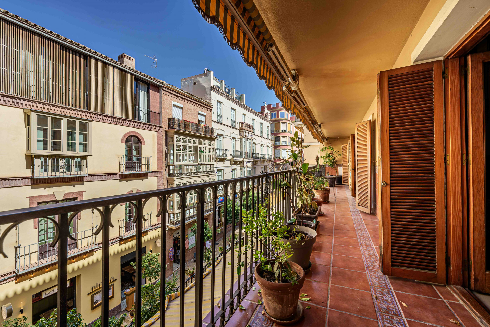 Spectacular spacious flat in Malaga's historic city centre in Malaga