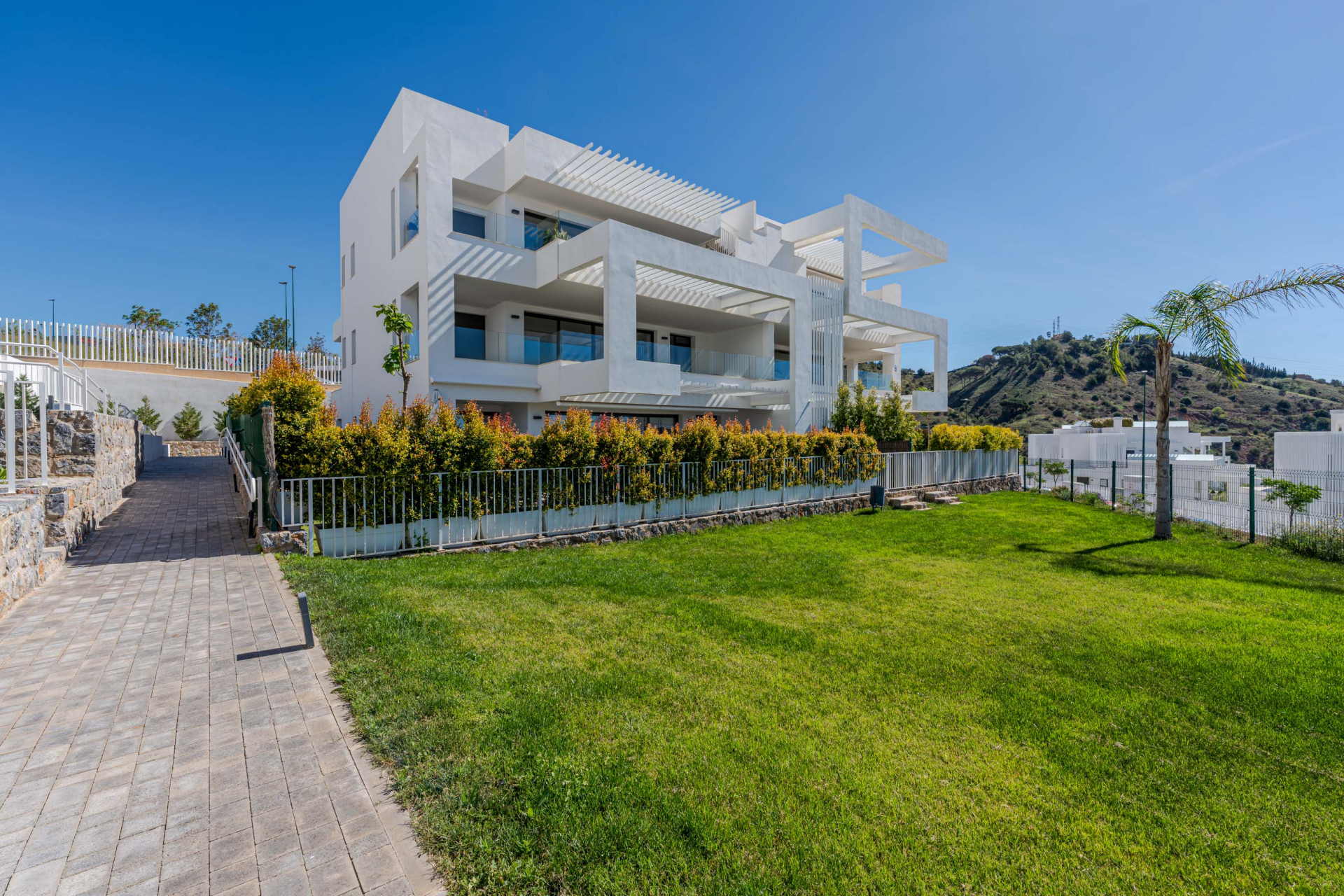 Spectaculaire flat met uitzicht op zee in Colinas del Limonar in Malaga